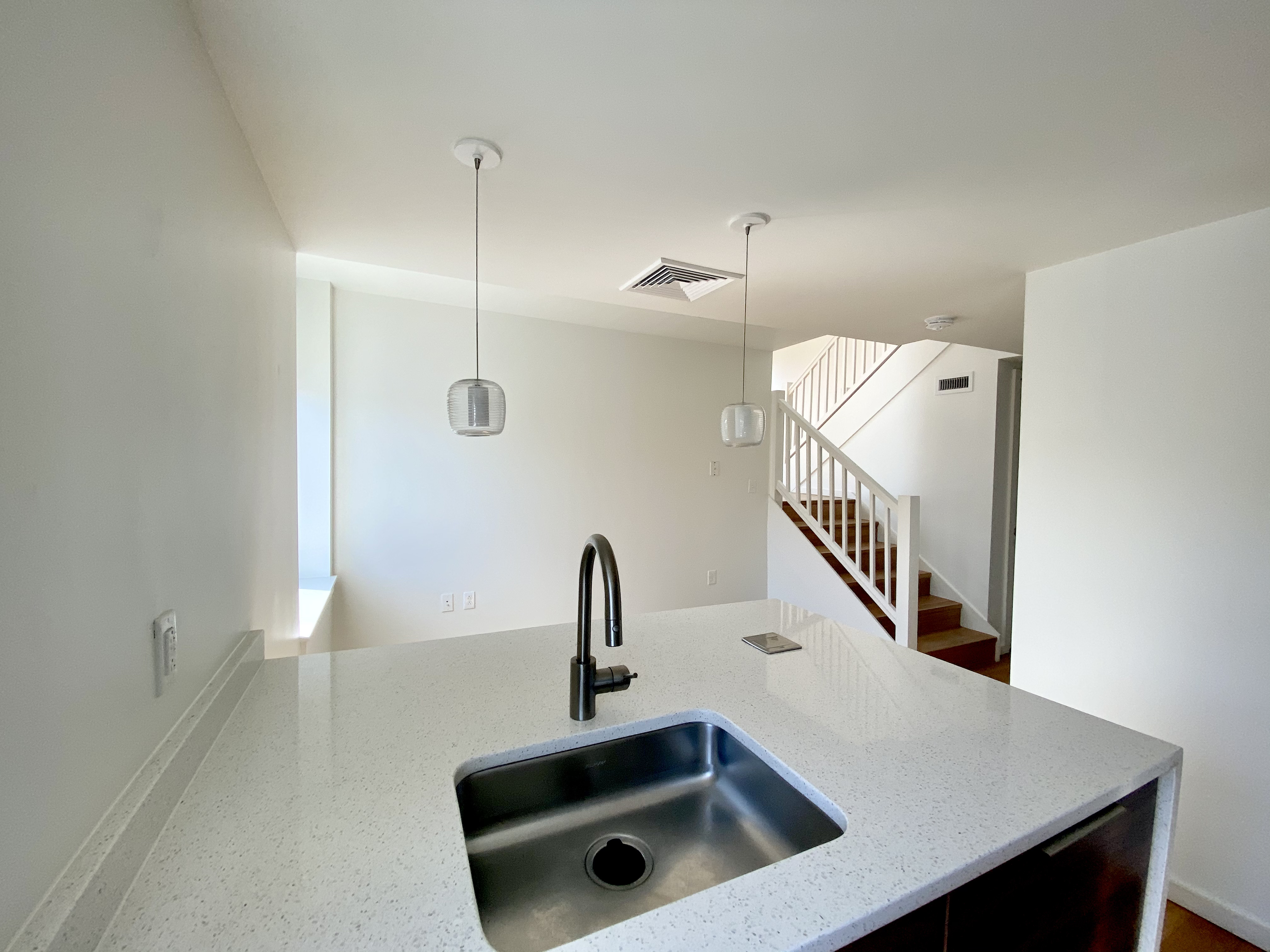 3 bed, 2 bath apartment for rent at 120 Rindge Ave Unit 400, Mid Cambridge — photo 3 of 6