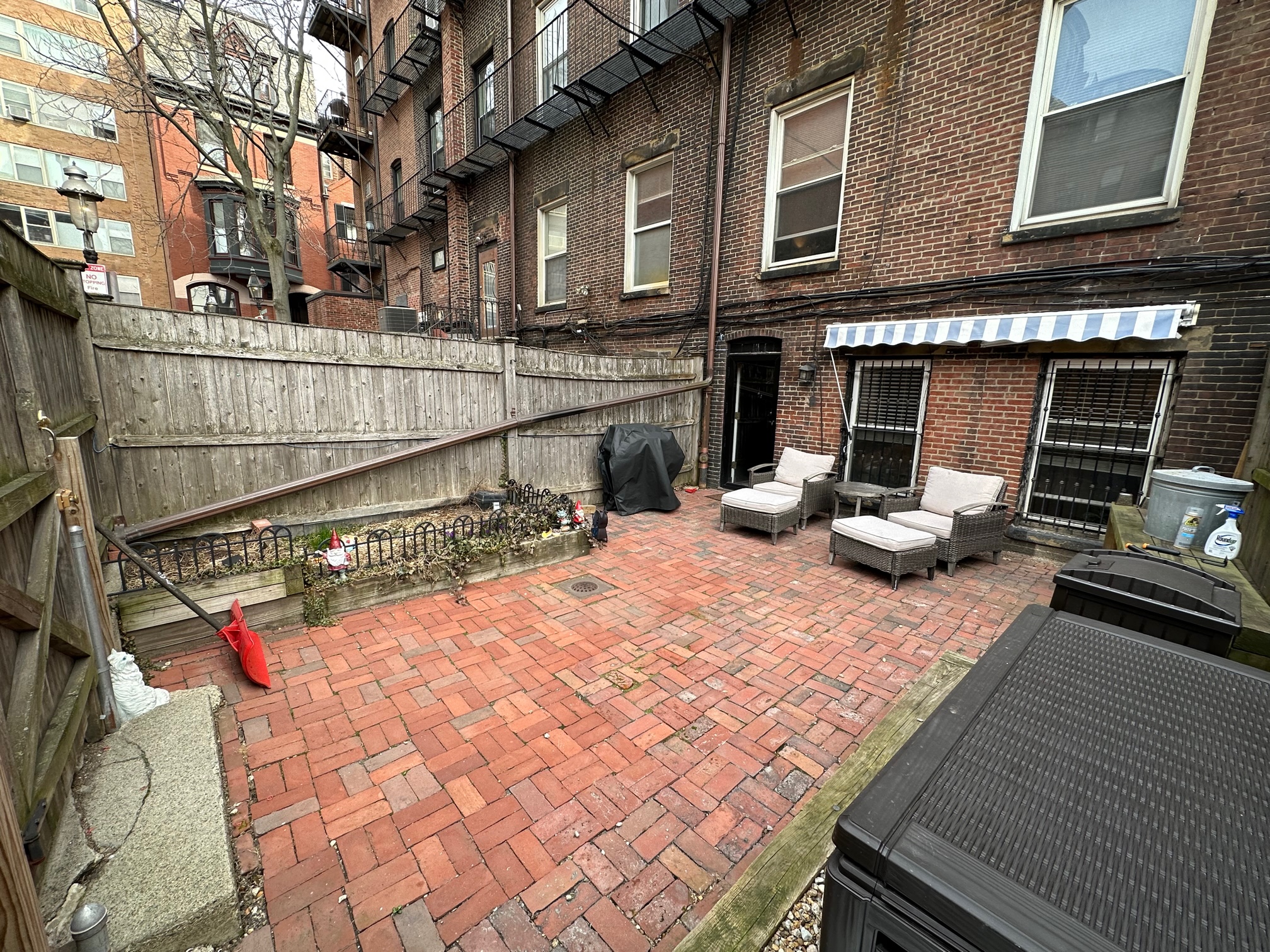 1 bed, 1 bath apartment for rent at 18 Mount Vernon Sq Unit 18, Beacon Hill — photo 21 of 26