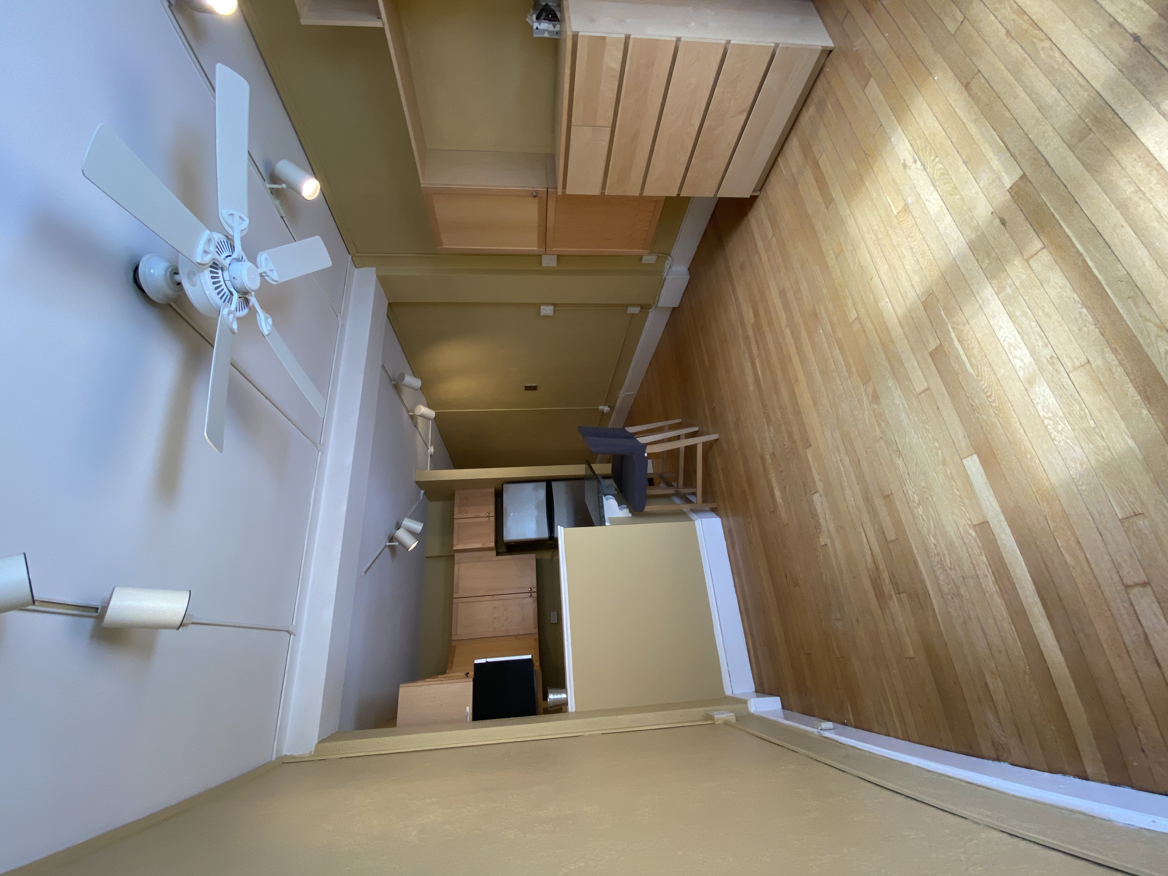 Studio bed, 1 bath apartment for rent at 8 Garrison Unit 204, Back Bay — photo 6 of 10