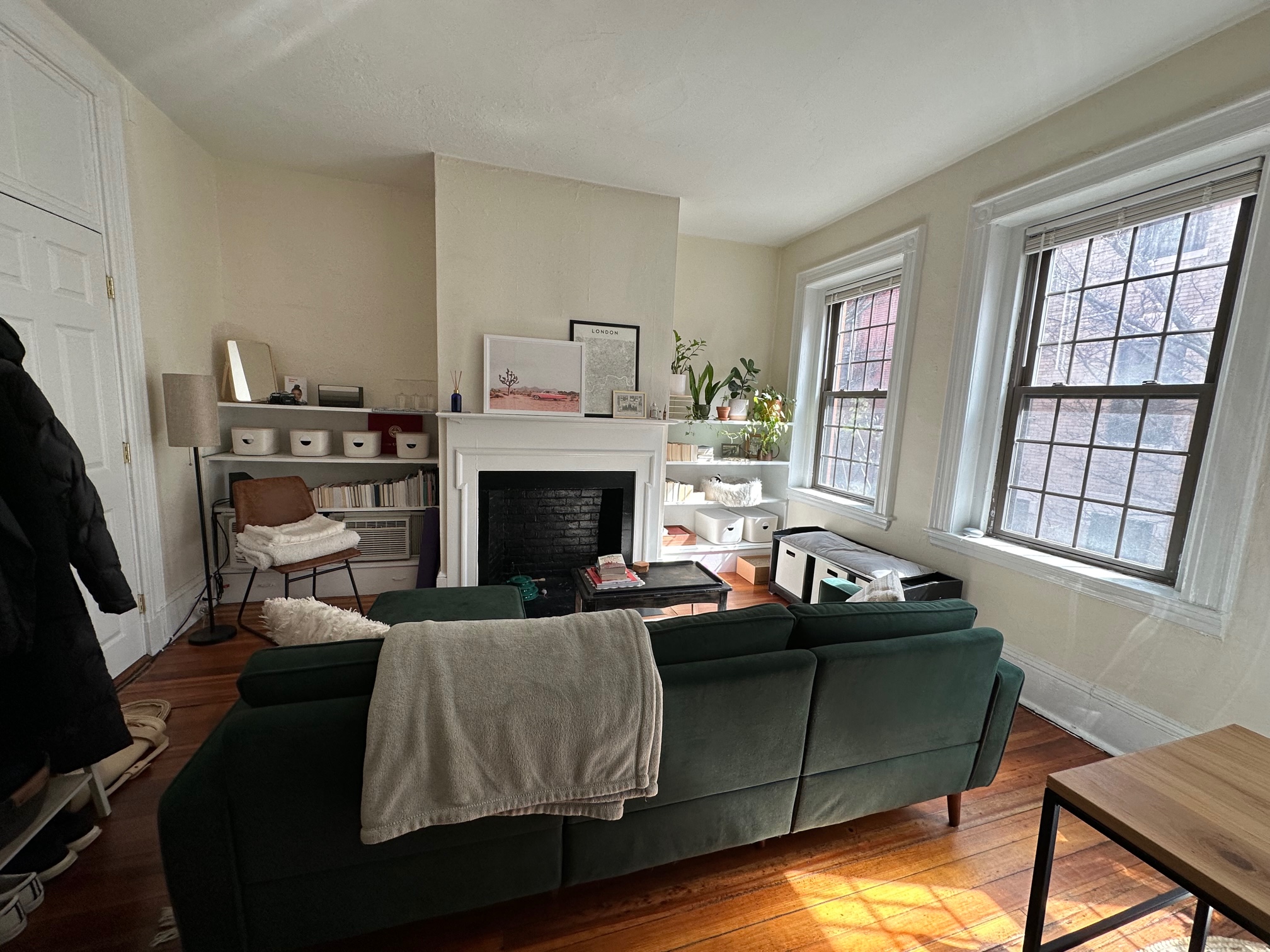 1 bed, 1 bath apartment for rent at 99 Myrtle St Unit 3, Beacon Hill