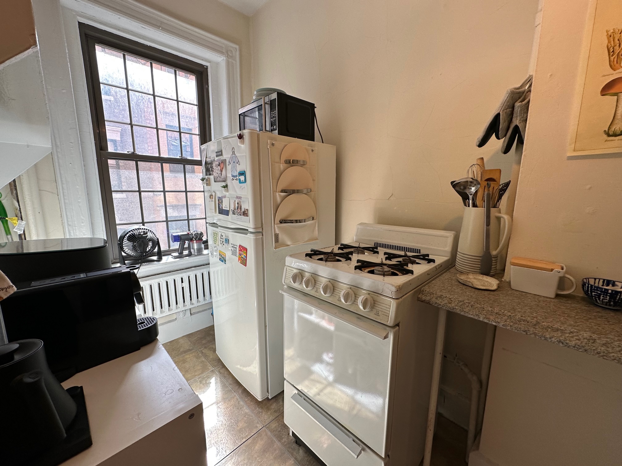 1 bed, 1 bath apartment for rent at 99 Myrtle St Unit 3, Beacon Hill — photo 10 of 18