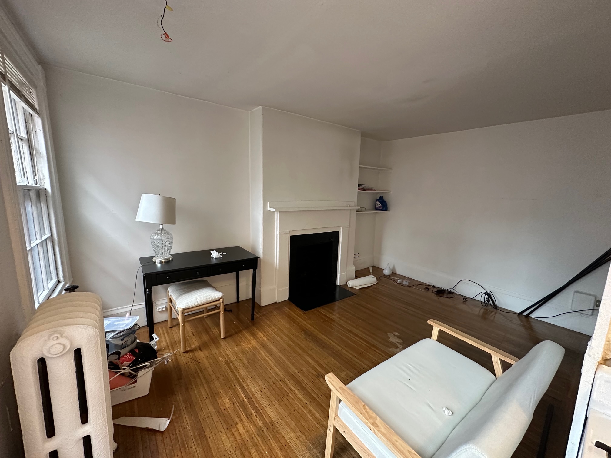 Studio bed, 1 bath apartment for rent at 52 Russell St Unit 4, Beacon Hill — photo 4 of 7