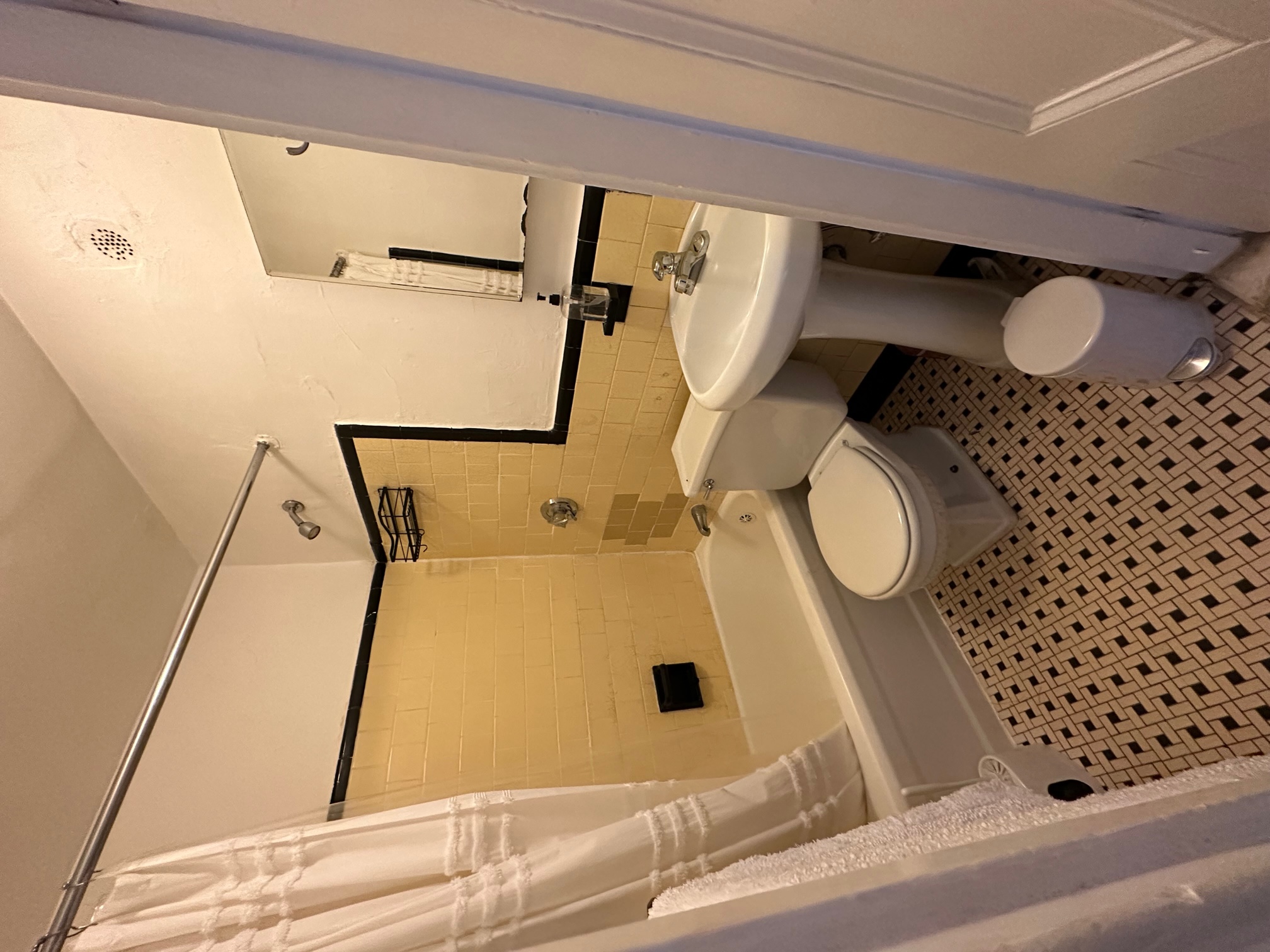 Studio bed, 1 bath apartment for rent at 52 Russell St Unit 4, Beacon Hill — photo 7 of 7
