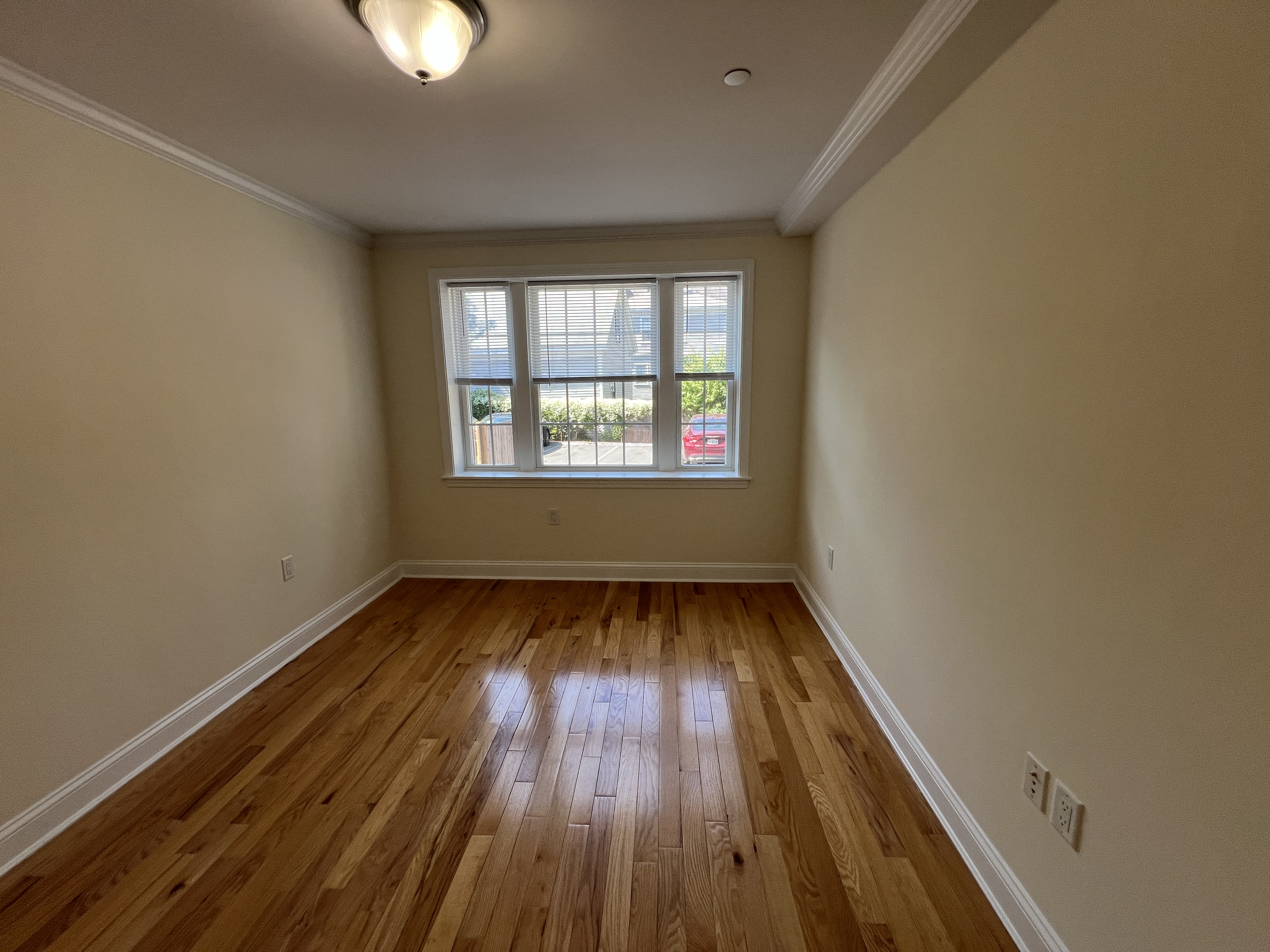 555 Cambridge St, East Cambridge