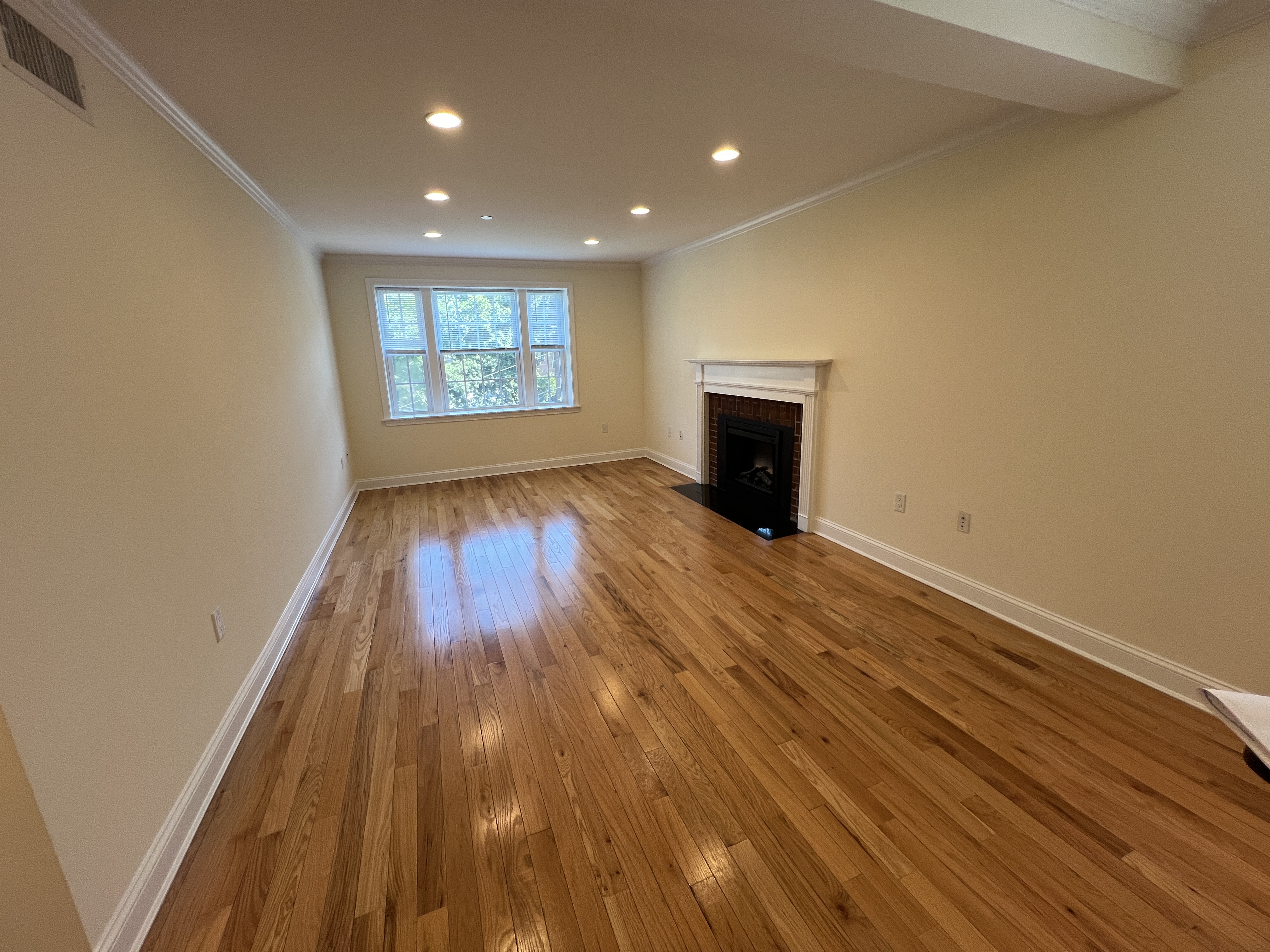 55 Langdon St, Neighborhood Nine