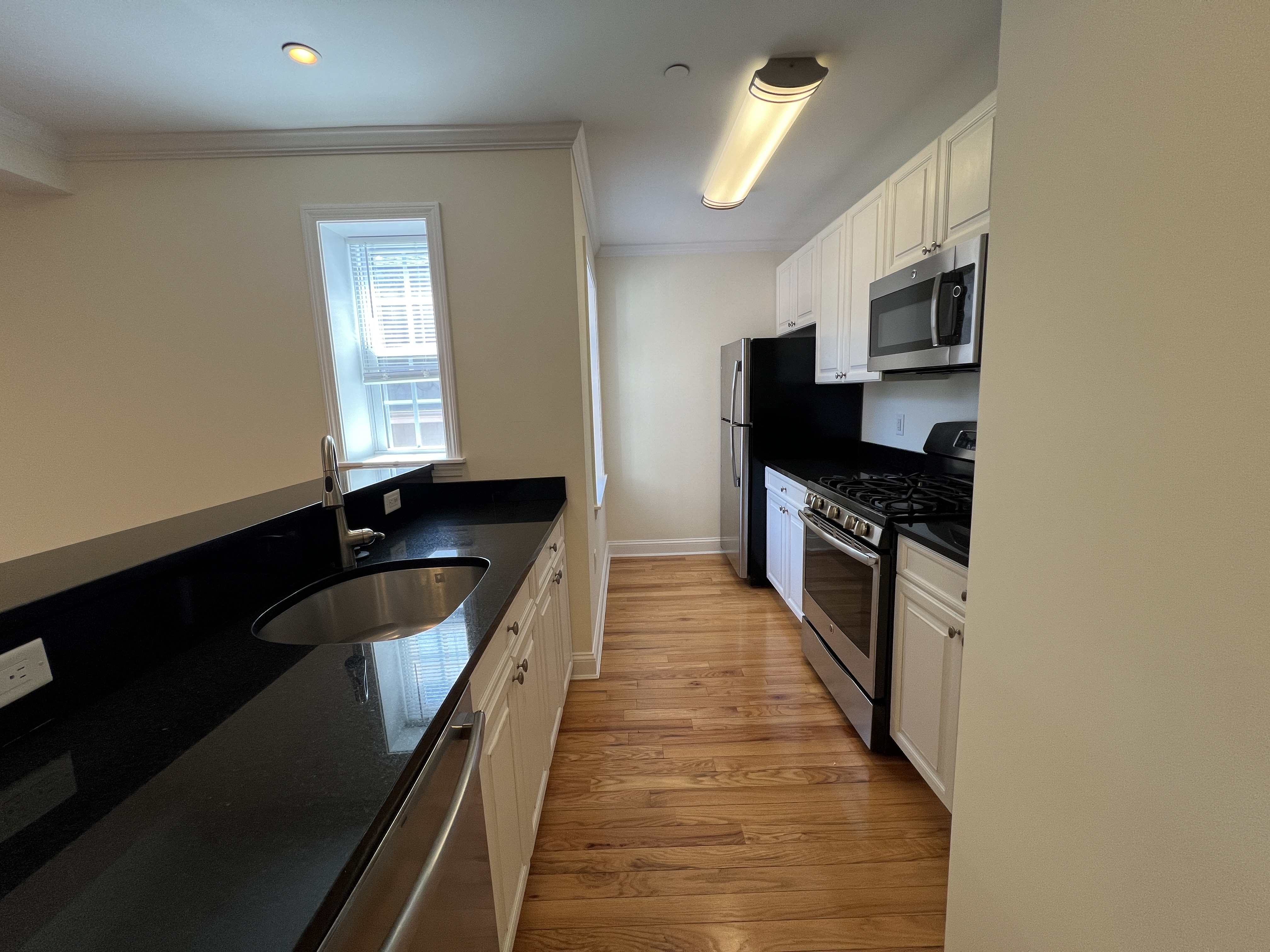 55 Langdon St, Neighborhood Nine