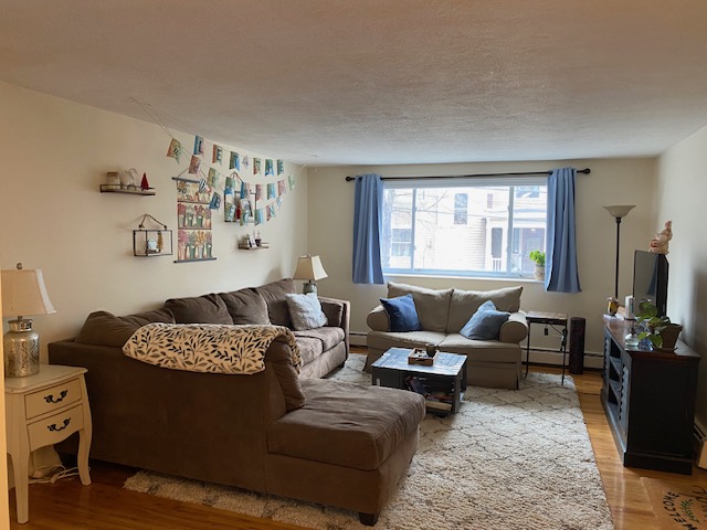 81 Green St, North Brookline