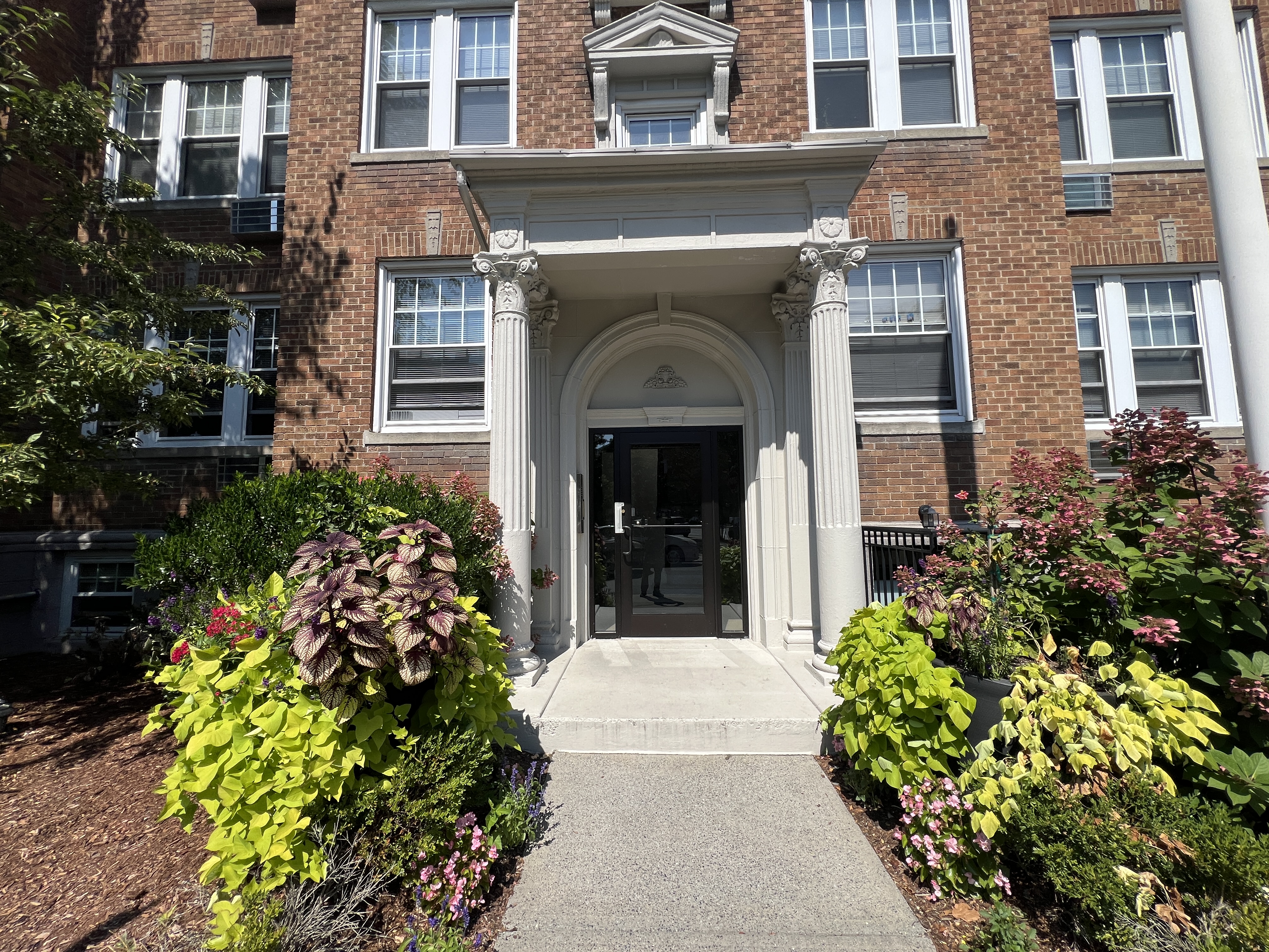 1 Langdon St, Neighborhood Nine