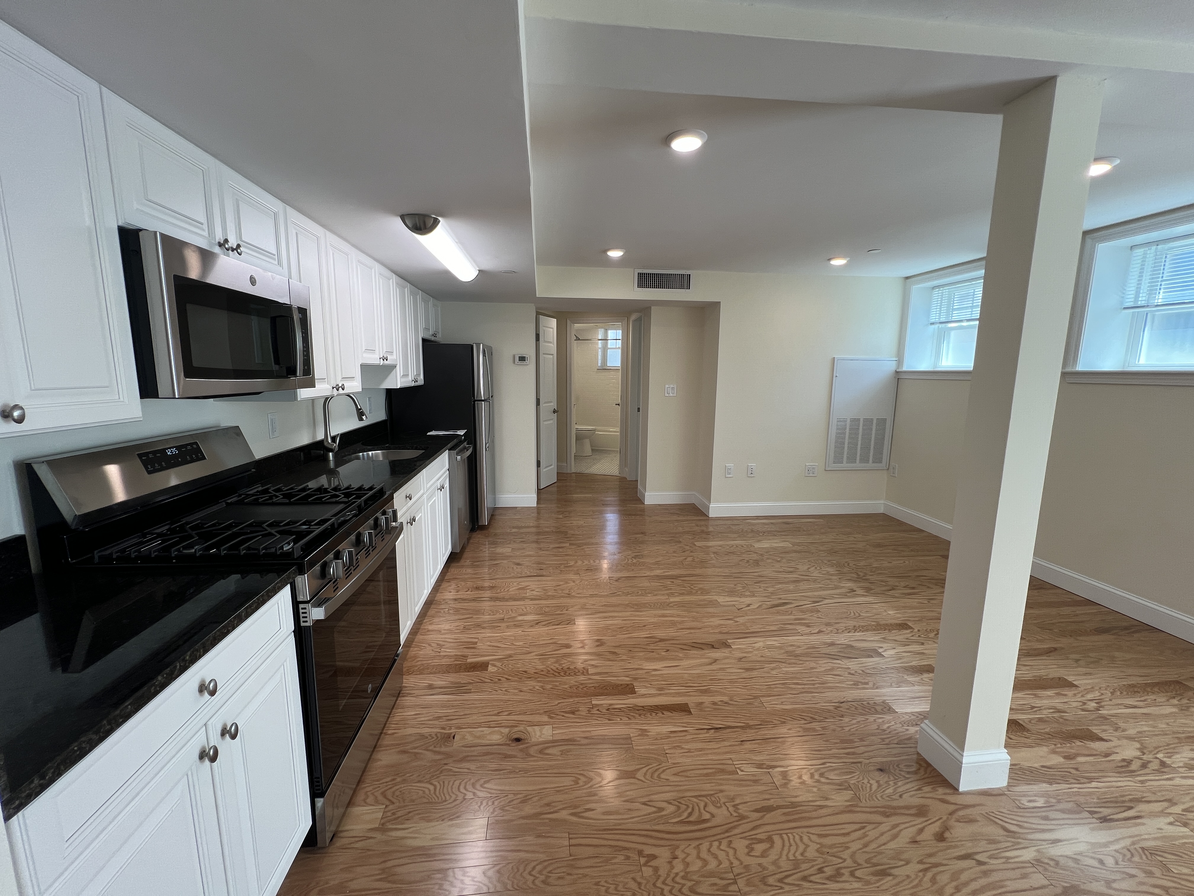 60 Brattle St, West Cambridge