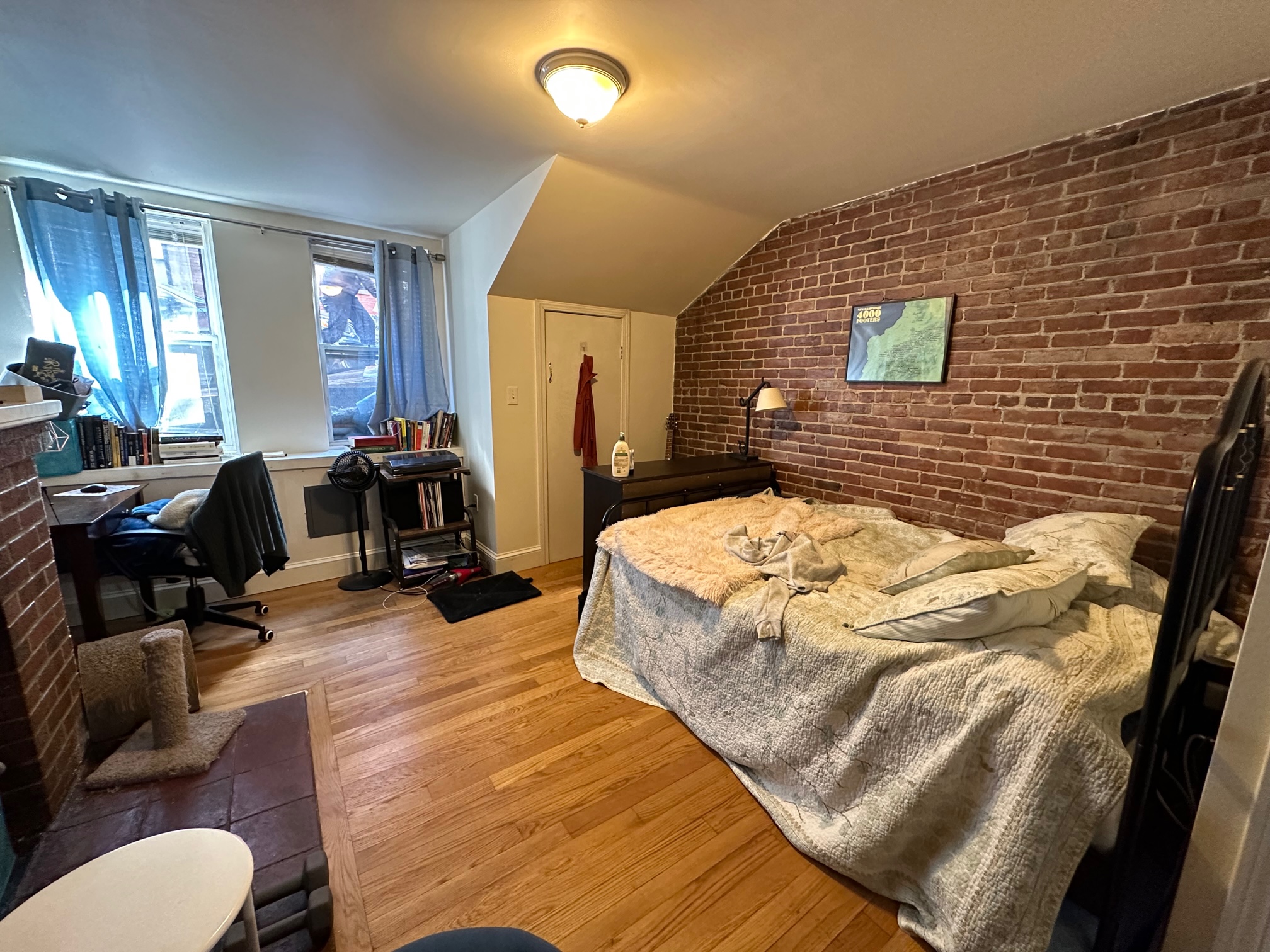 Studio bed, 1 bath apartment for rent at 41 South Russell St Unit B, Beacon Hill — photo 1 of 11