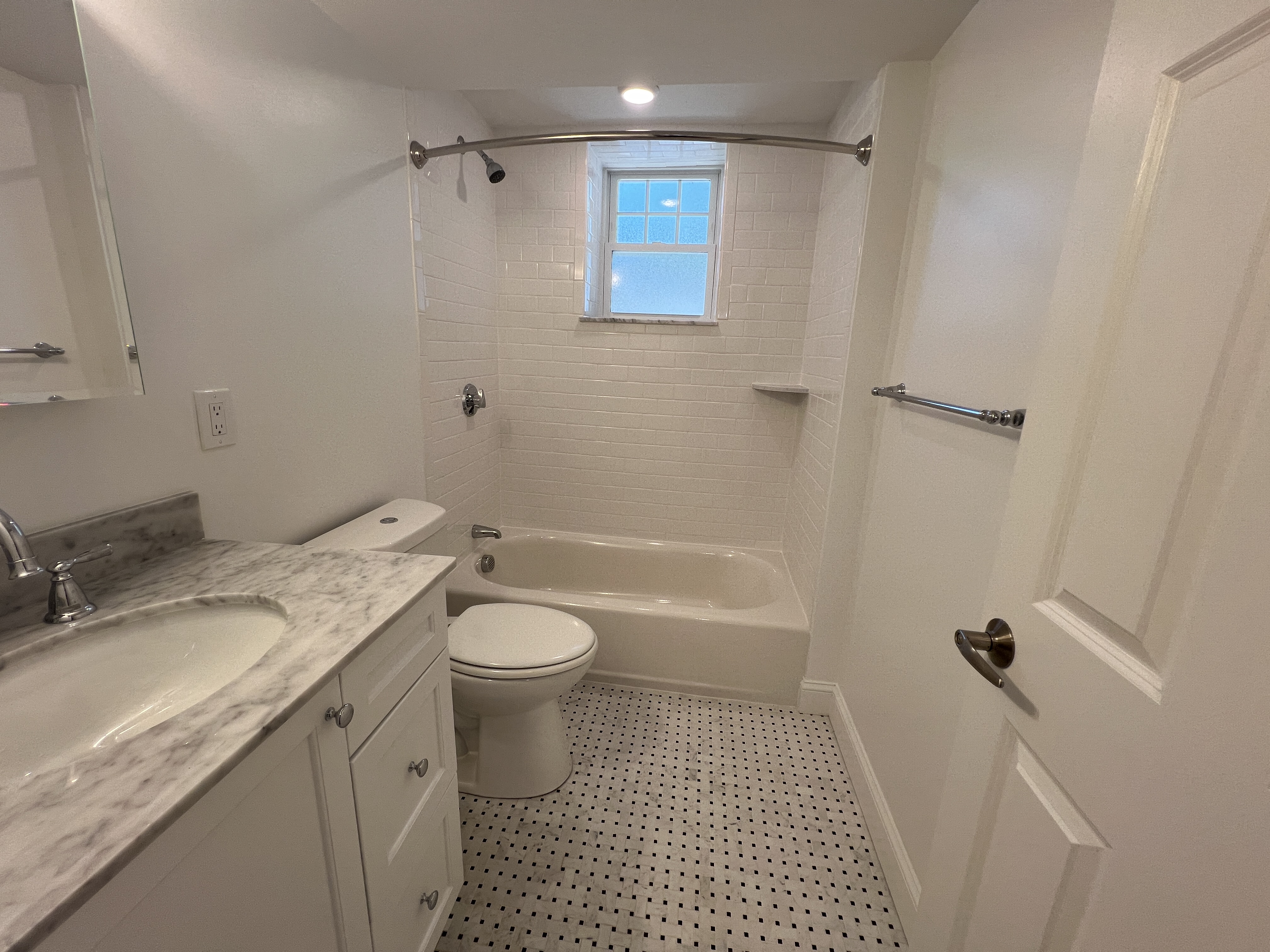 60 Brattle St, West Cambridge