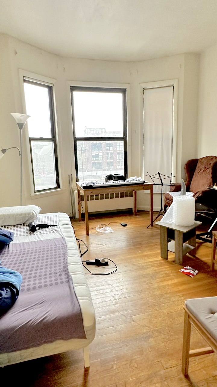 2 split bed, 1 bath apartment for rent at 384 Commonwealth Ave Unit Avenue, Back Bay
