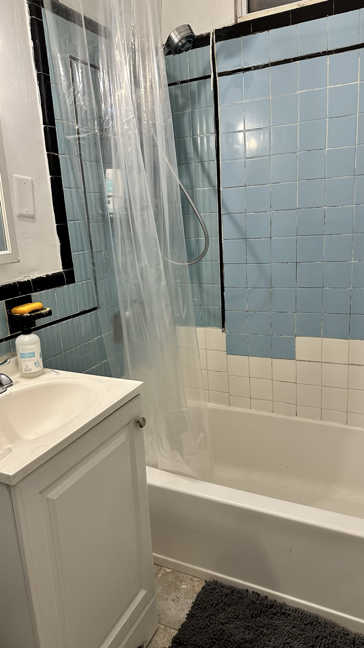2 split bed, 1 bath apartment for rent at 384 Commonwealth Ave Unit Avenue, Back Bay — photo 2 of 20