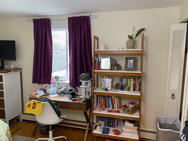 81 Green St, North Brookline