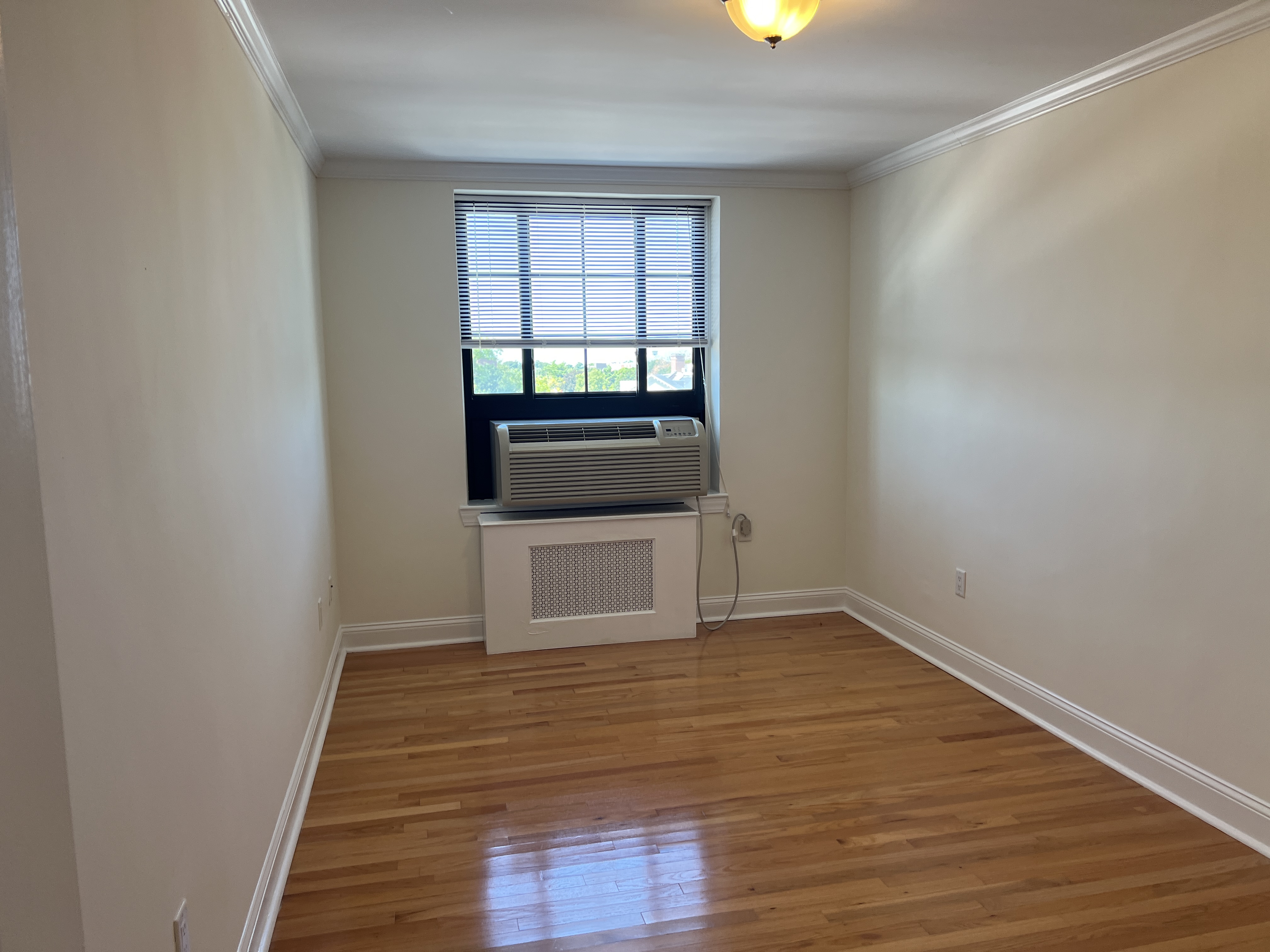 60 Brattle St, West Cambridge