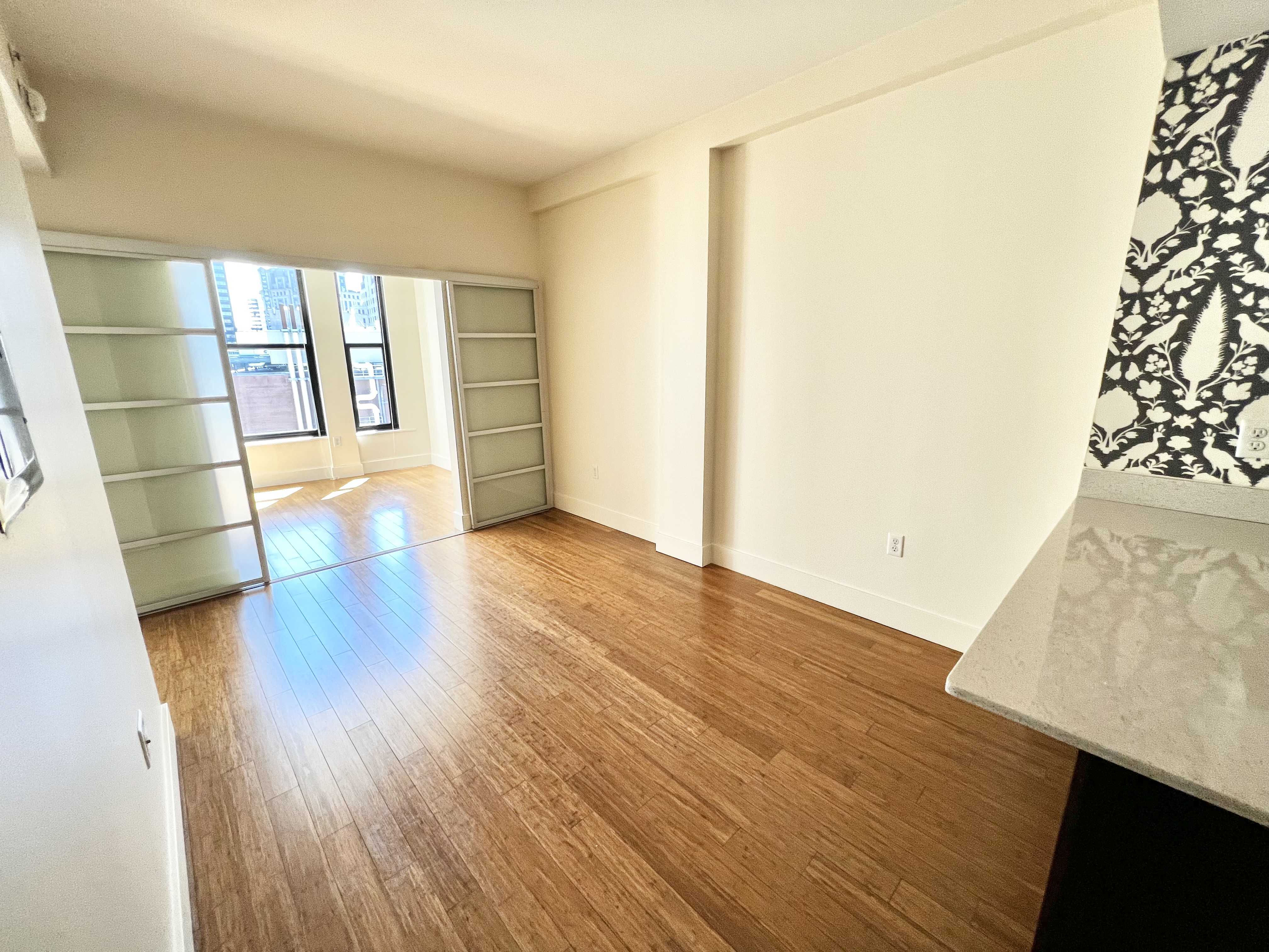 2 bed, 1 bath apartment for rent at 10 Winter Pl Unit PH04, Midtown — photo 3 of 14
