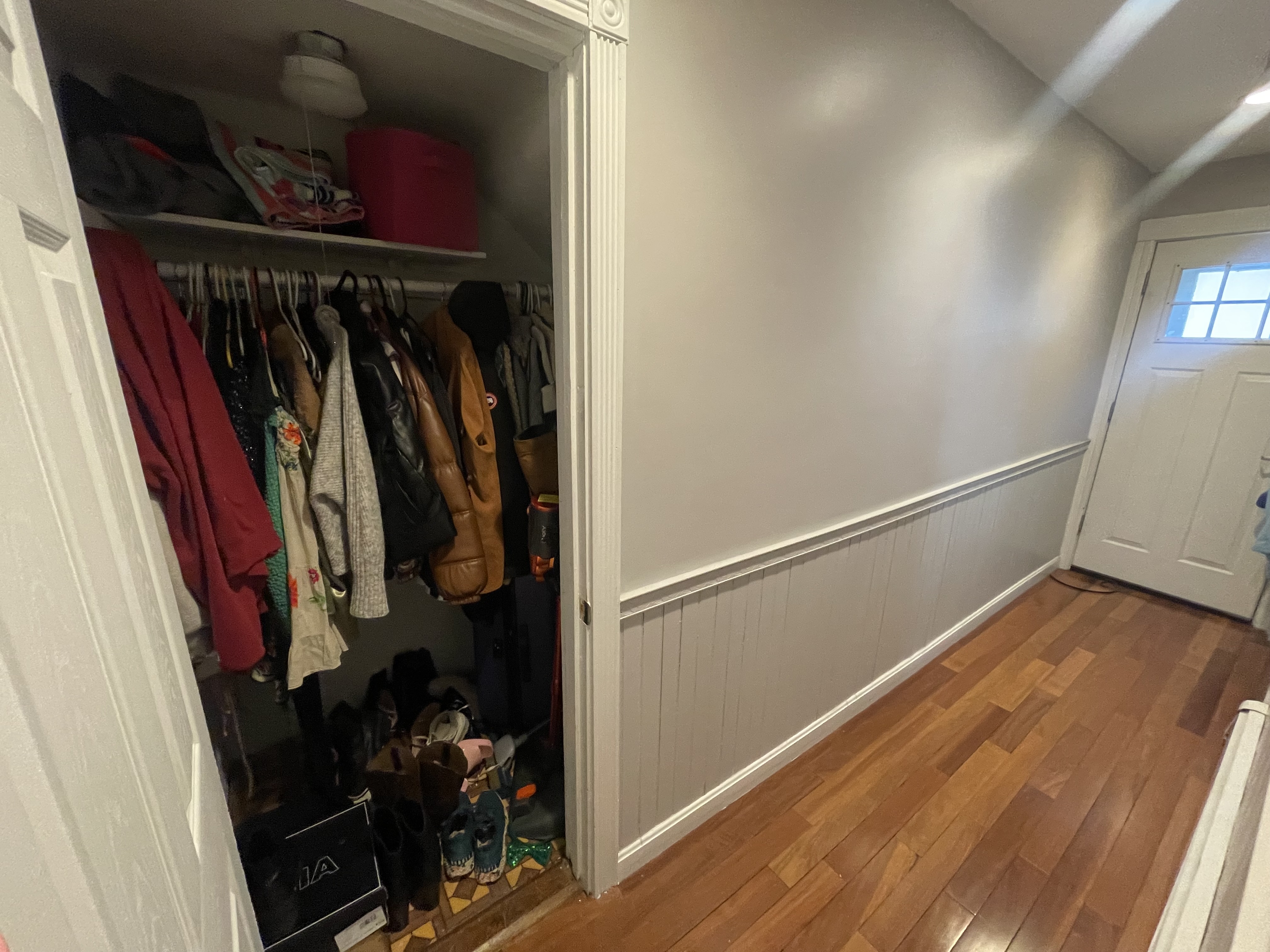 3 bed, 1 bath apartment for rent at 895 East Broadway Unit 1, South Boston — photo 5 of 11