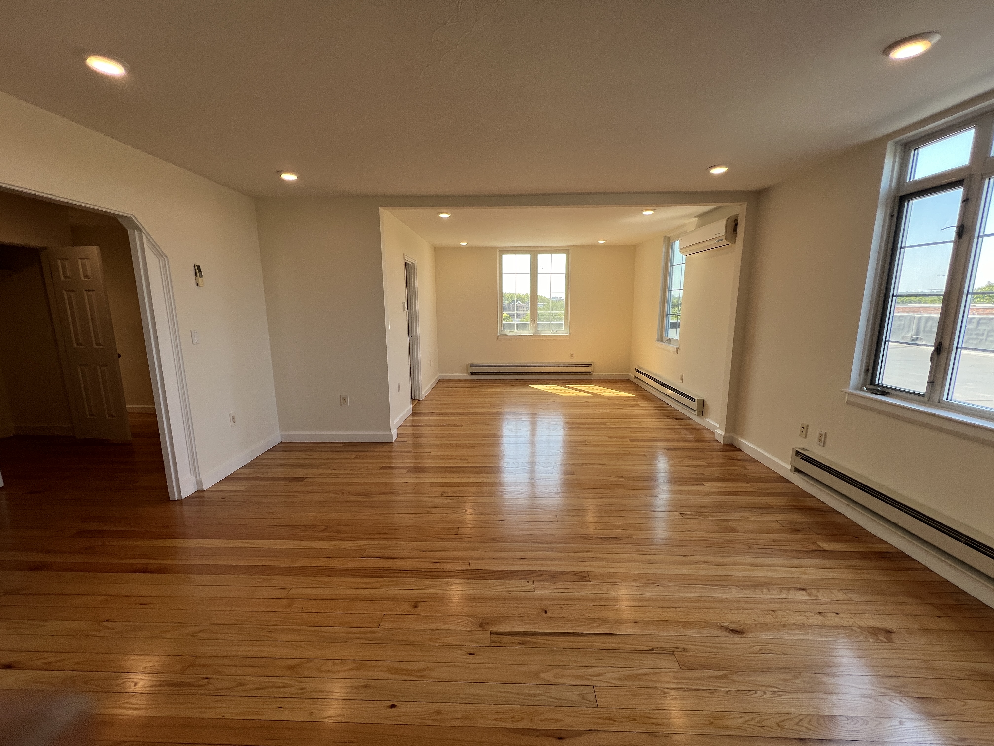 6 Brattle St, Harvard Square