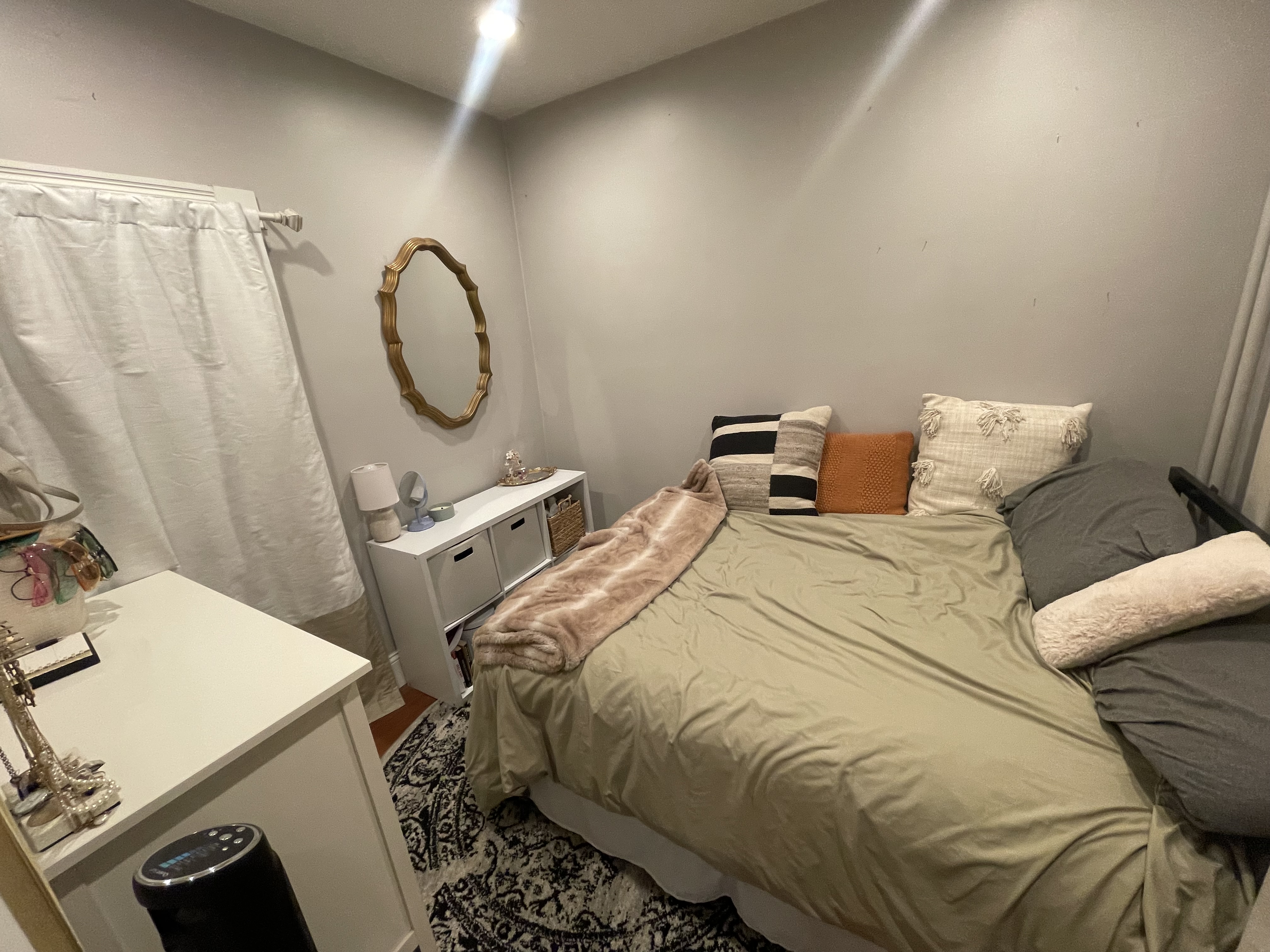 3 bed, 1 bath apartment for rent at 895 East Broadway Unit 1, South Boston — photo 10 of 11