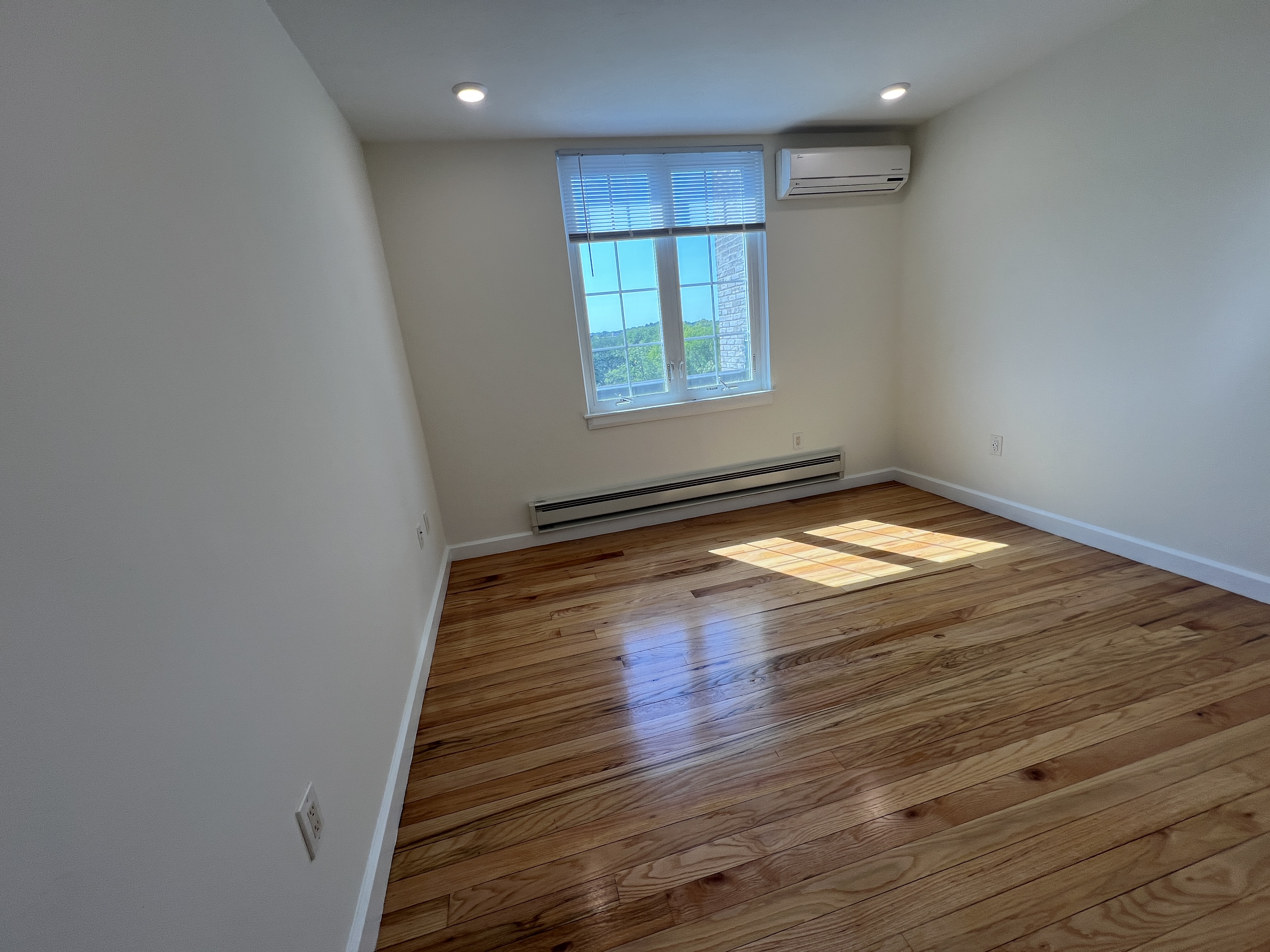 6 Brattle St, Harvard Square