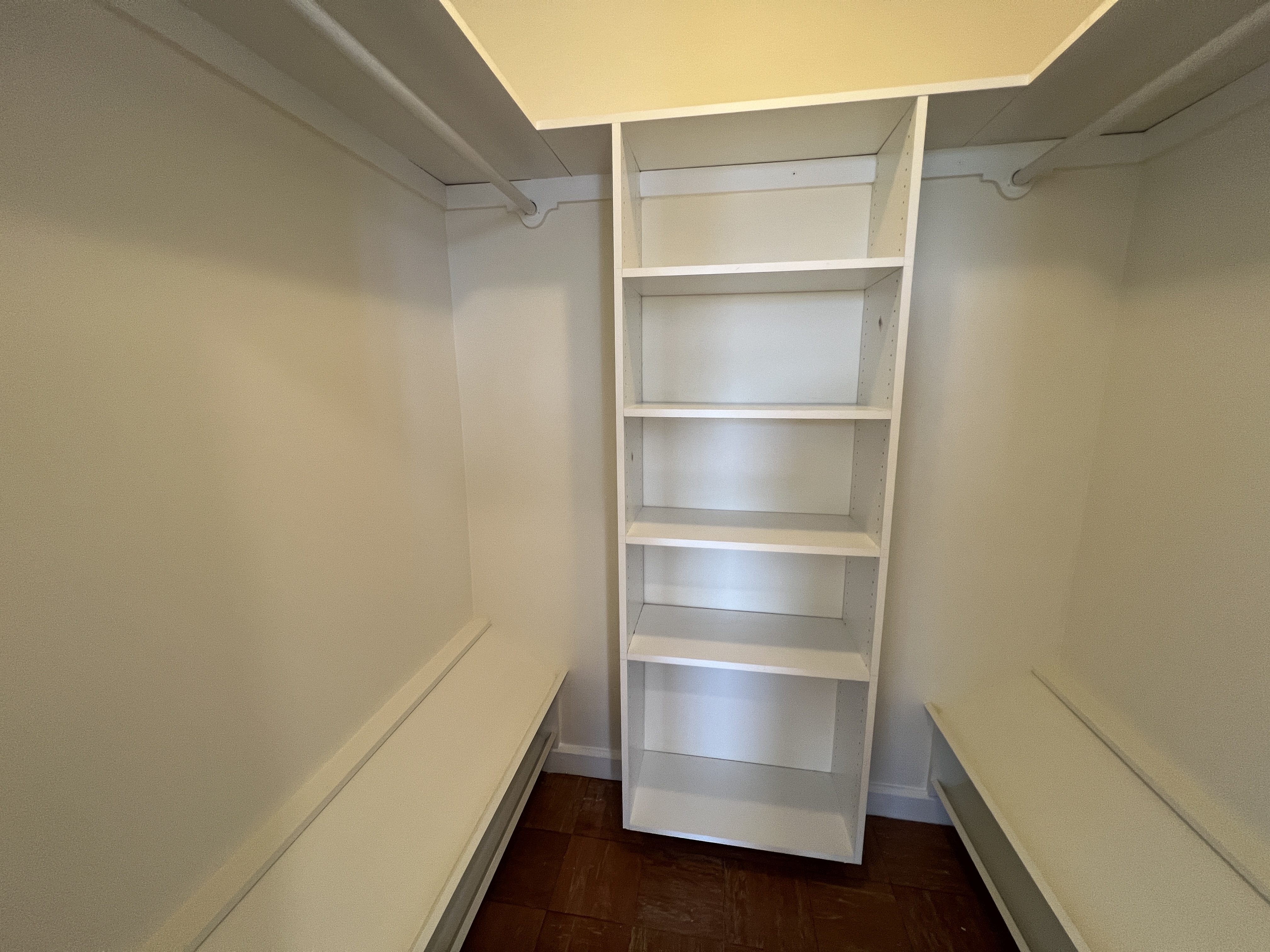 6 Brattle St, Harvard Square