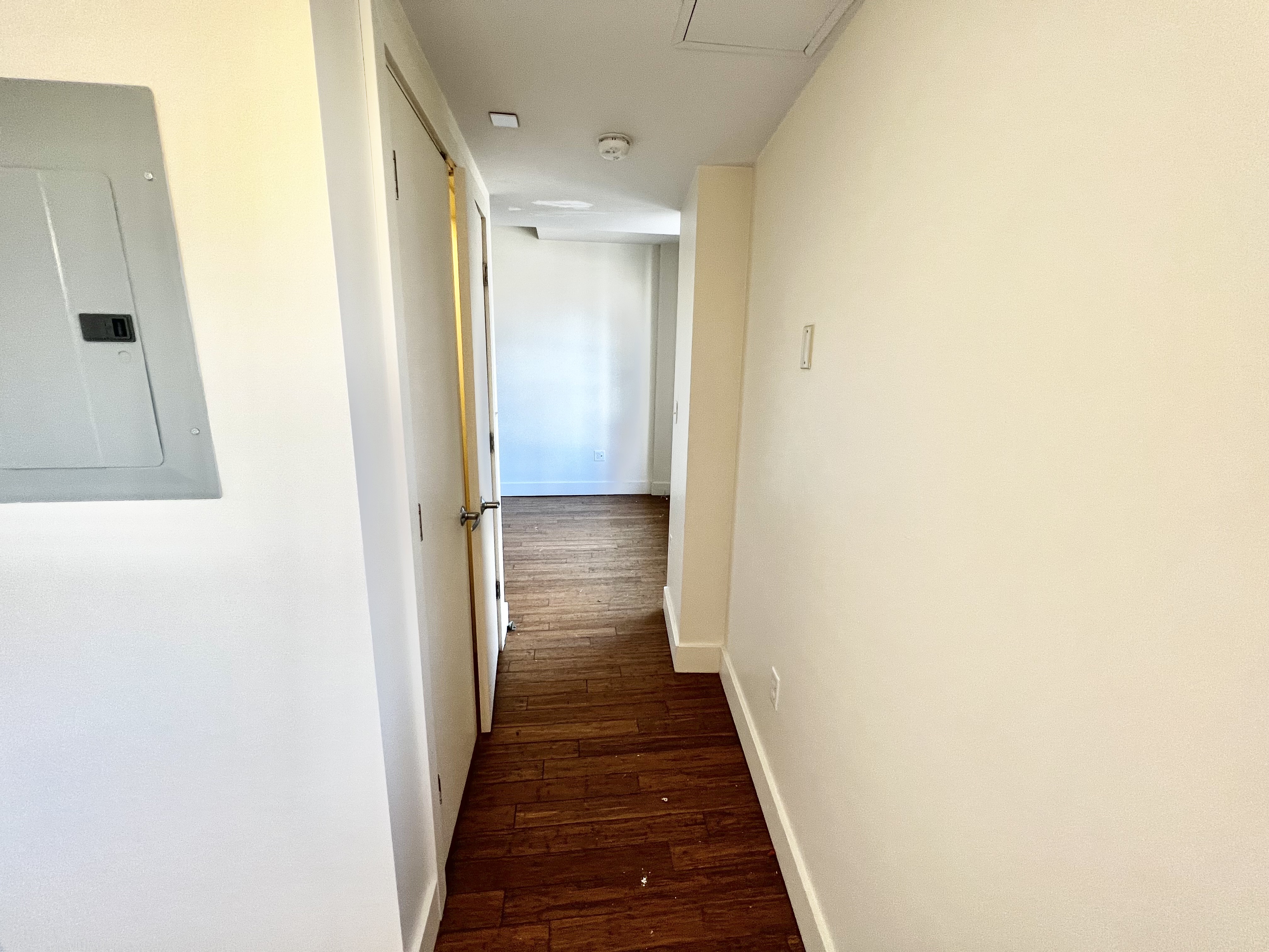 Studio bed, 1 bath apartment for rent at 10 Winter Pl Unit 301, Boston Downtown — photo 7 of 8