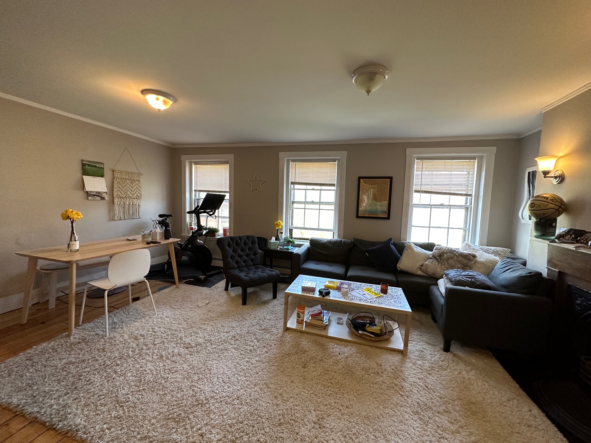 3 bed, 1 bath apartment for rent at 65 Charles St Unit 2, Beacon Hill — photo 11 of 27