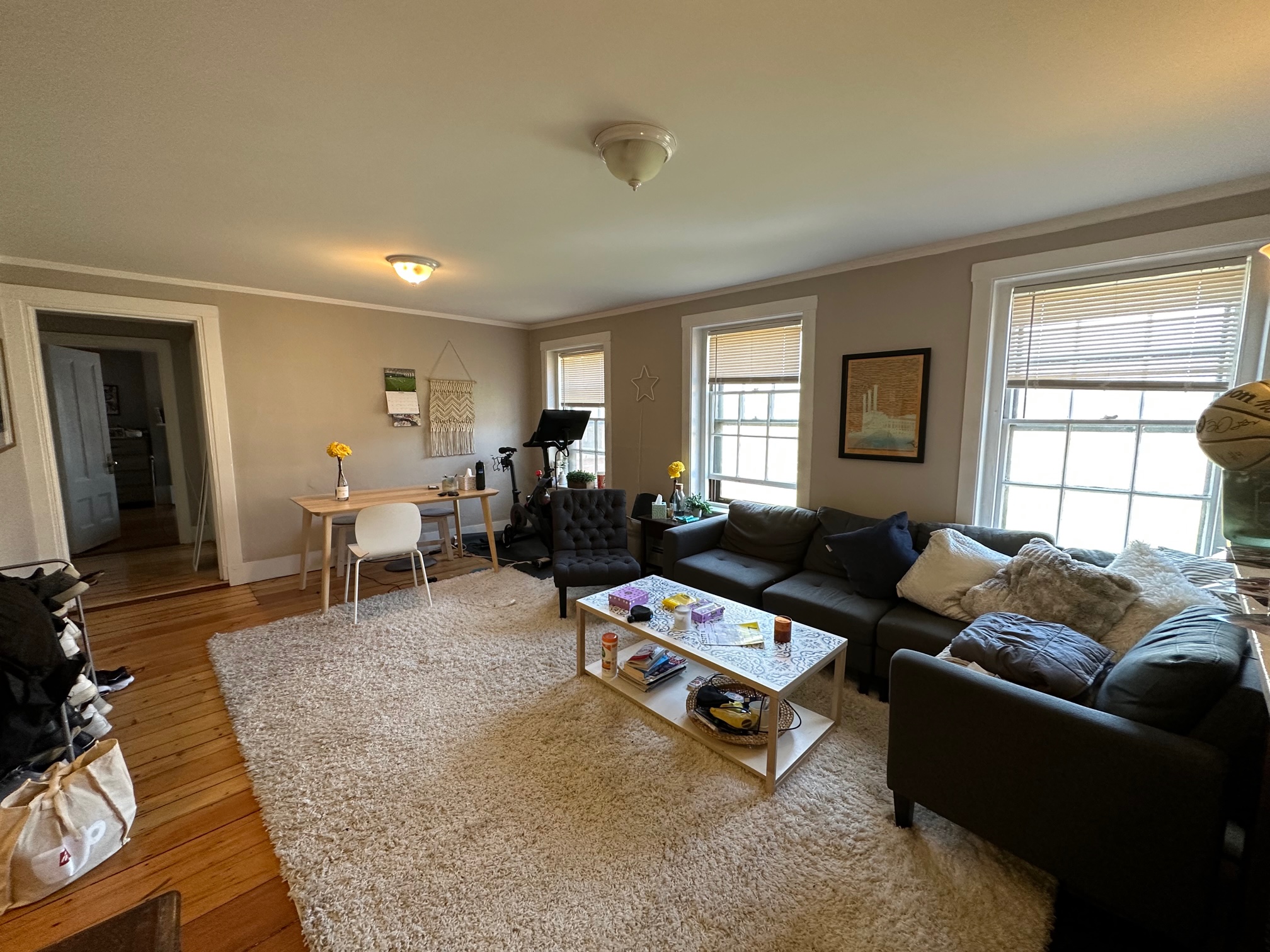 3 bed, 1 bath apartment for rent at 65 Charles St Unit 2, Beacon Hill — photo 14 of 27