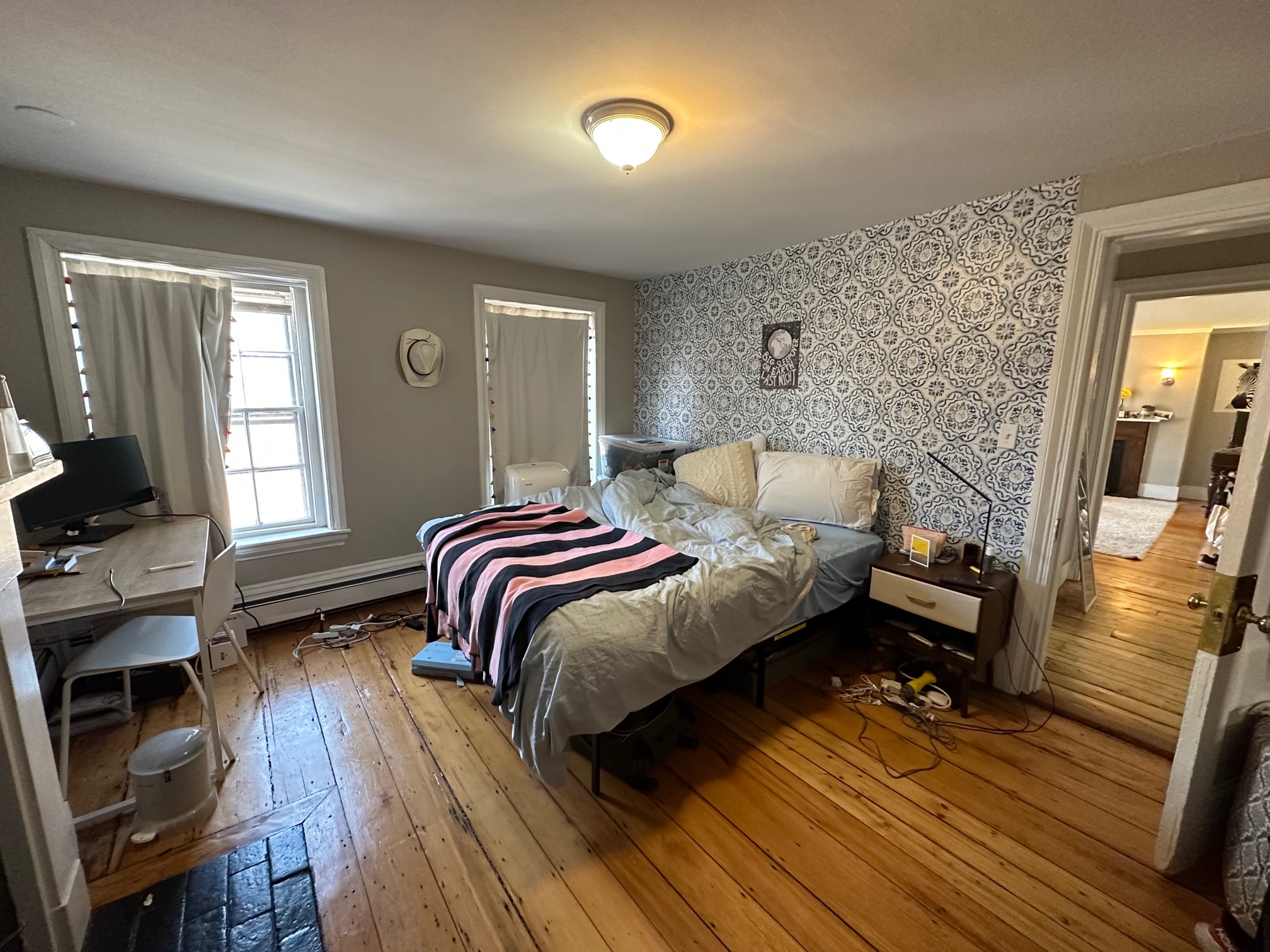 3 bed, 1 bath apartment for rent at 65 Charles St Unit 2, Beacon Hill — photo 15 of 27