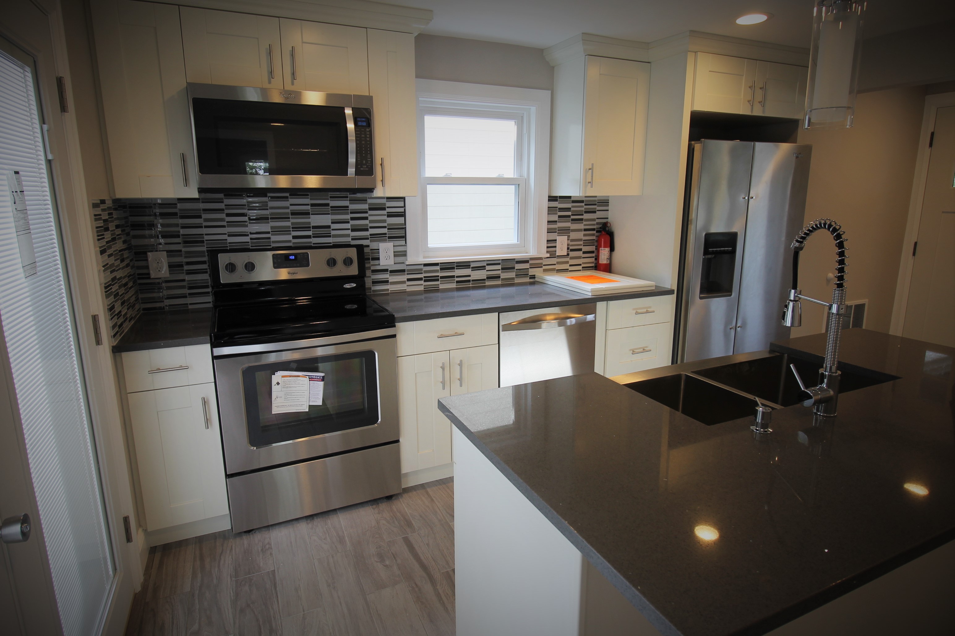 4 bed, 2 bath apartment for rent at 6 Nonantum Unit 1, Brighton — photo 5 of 15