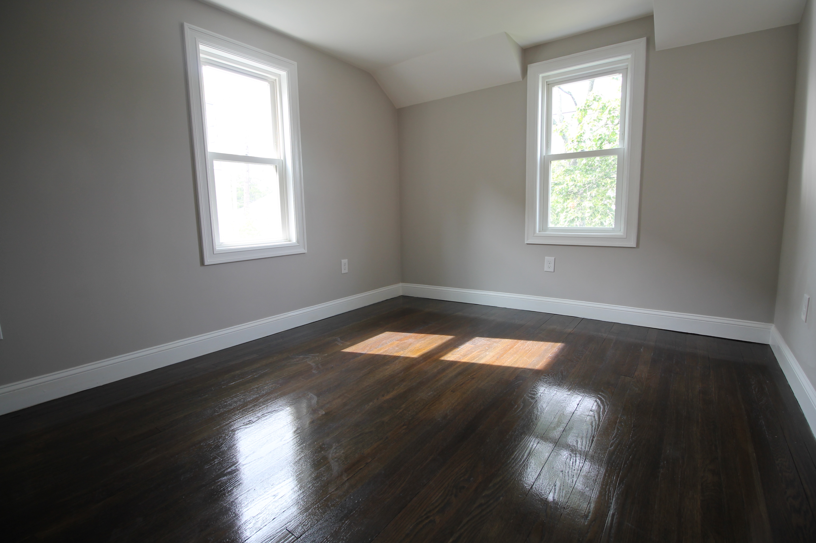 4 bed, 2 bath apartment for rent at 6 Nonantum Unit 1, Brighton — photo 10 of 15
