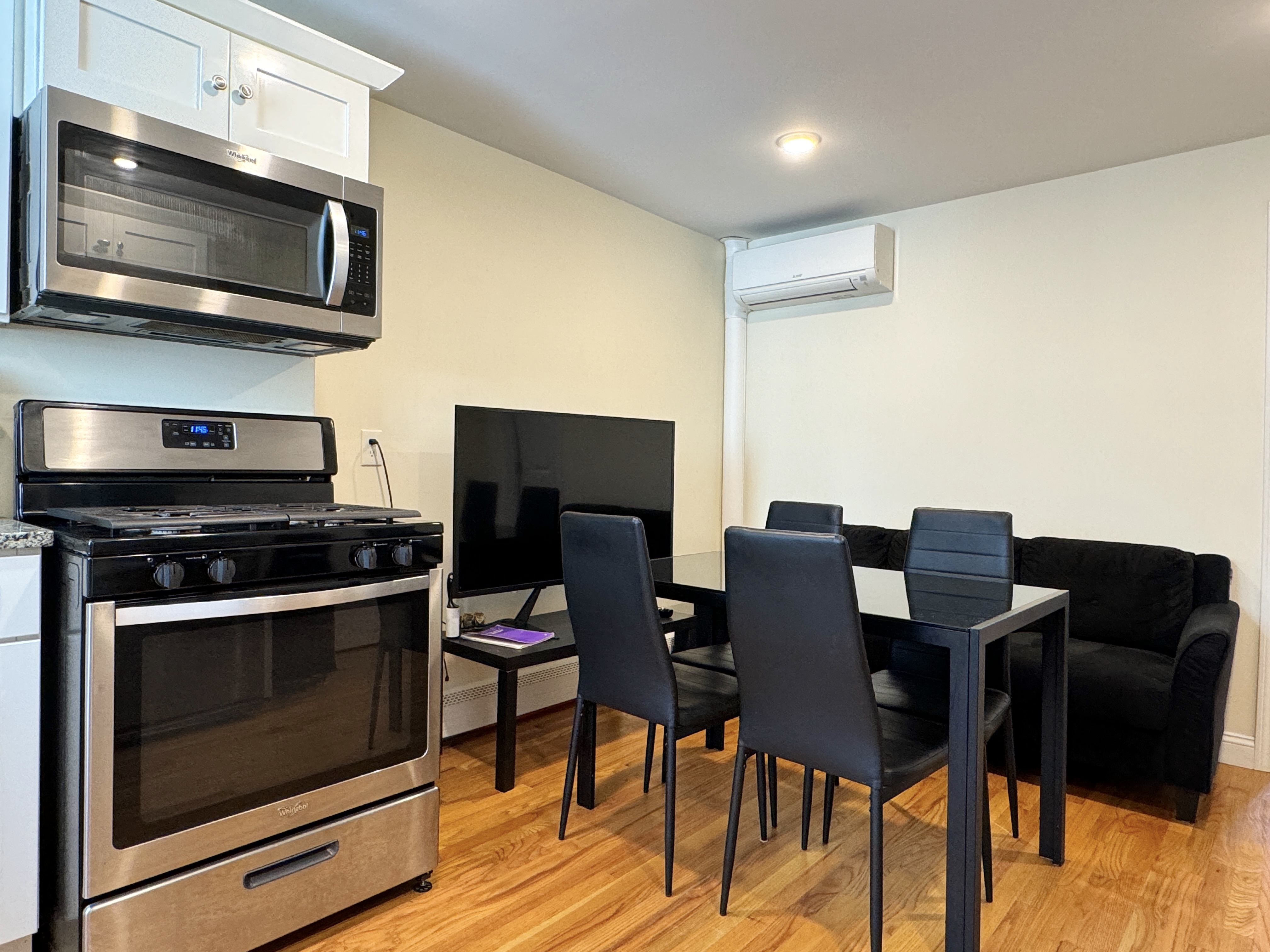 2 bed, 1 bath apartment for rent at 297 Meridian St Unit 3, Eagle Hill — photo 5 of 11