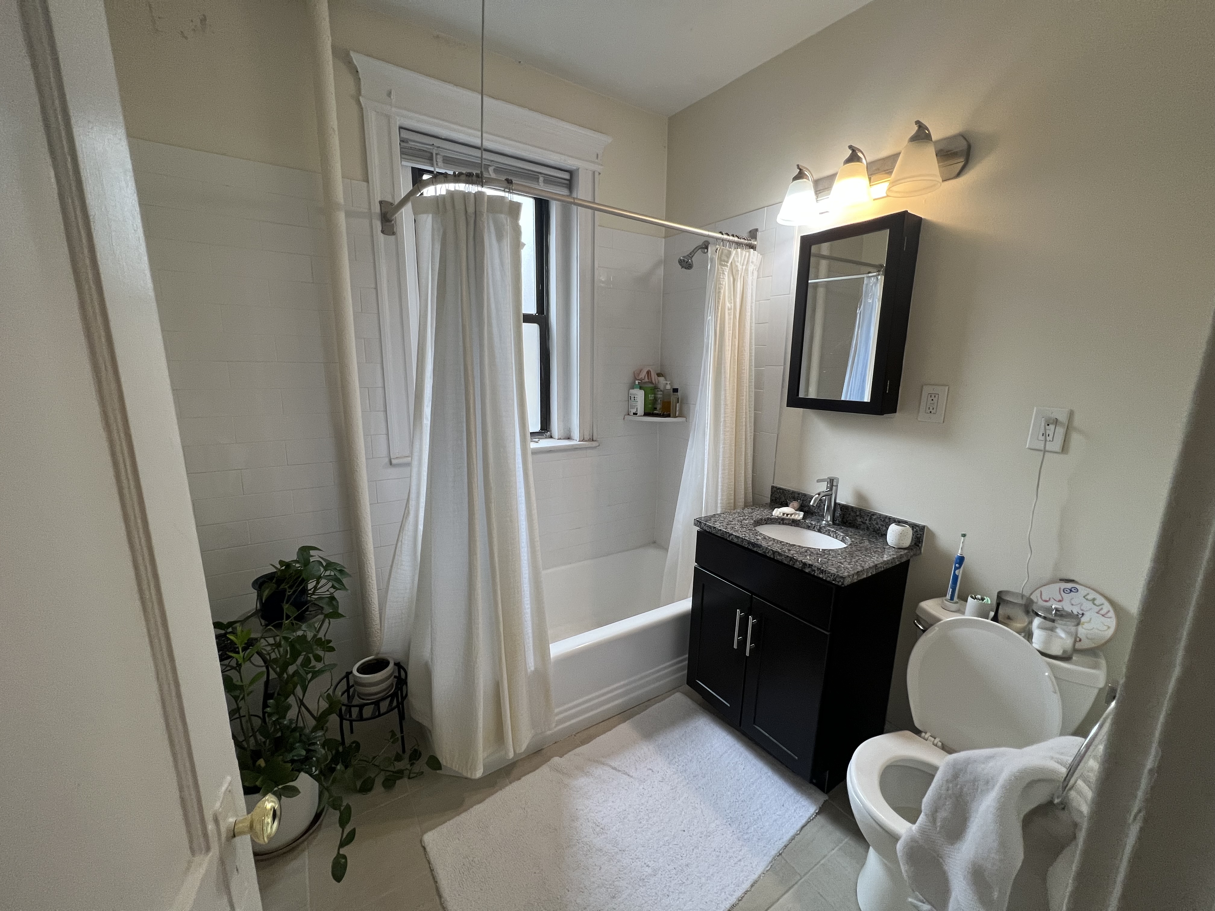 2 bed, 1 bath apartment for rent at 283 Saint Paul St Unit 1, Longwood — photo 9 of 12