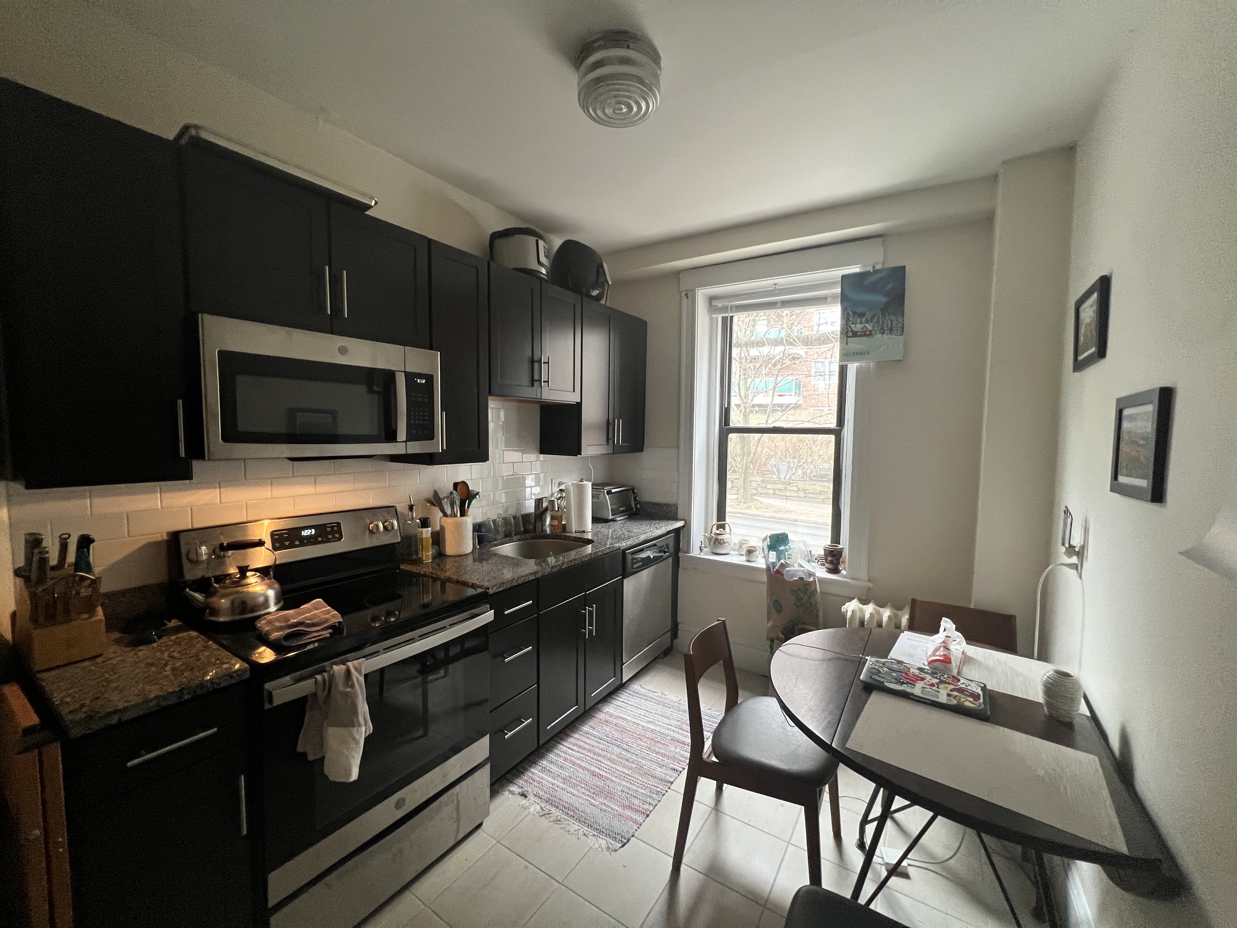 2 bed, 1 bath apartment for rent at 283 Saint Paul St Unit 1, Longwood — photo 3 of 12