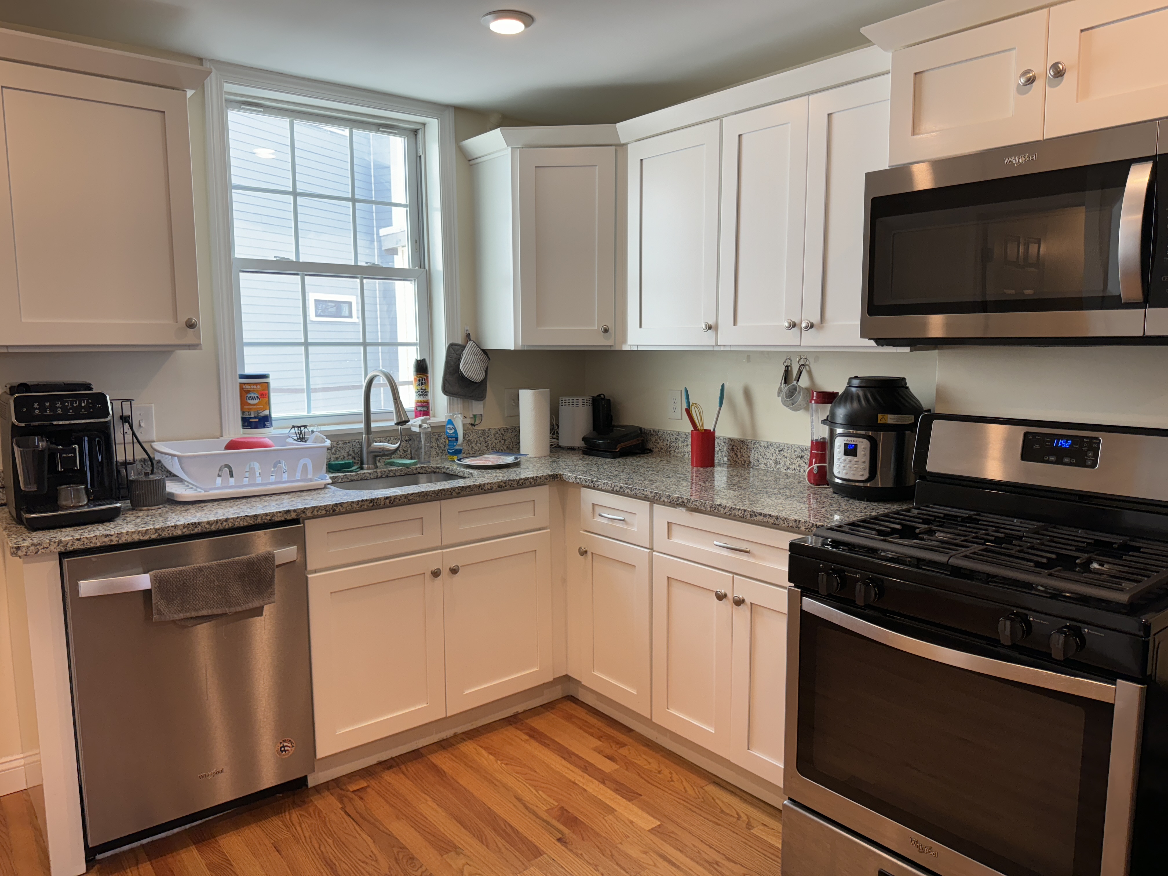 2 bed, 1 bath apartment for rent at 297 Meridian St Unit 3, Eagle Hill — photo 6 of 11