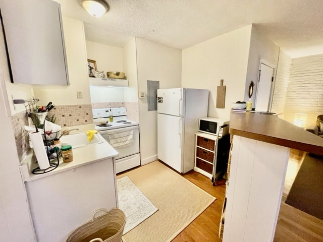 1 bed, 1 bath apartment for rent at 37 Tileston St Unit 1R, North End — photo 8 of 14