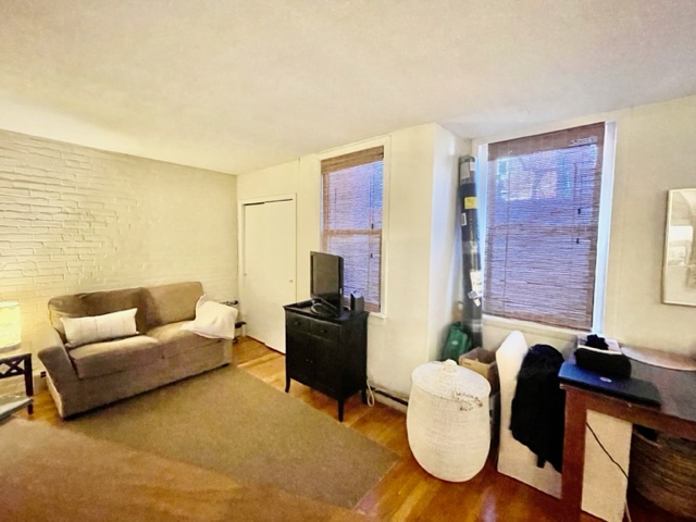 1 bed, 1 bath apartment for rent at 37 Tileston St Unit 1R, North End — photo 5 of 14