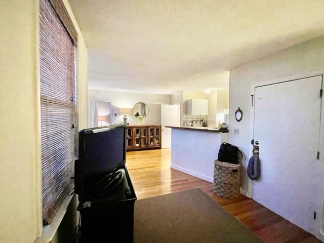 1 bed, 1 bath apartment for rent at 37 Tileston St Unit 1R, North End — photo 6 of 14