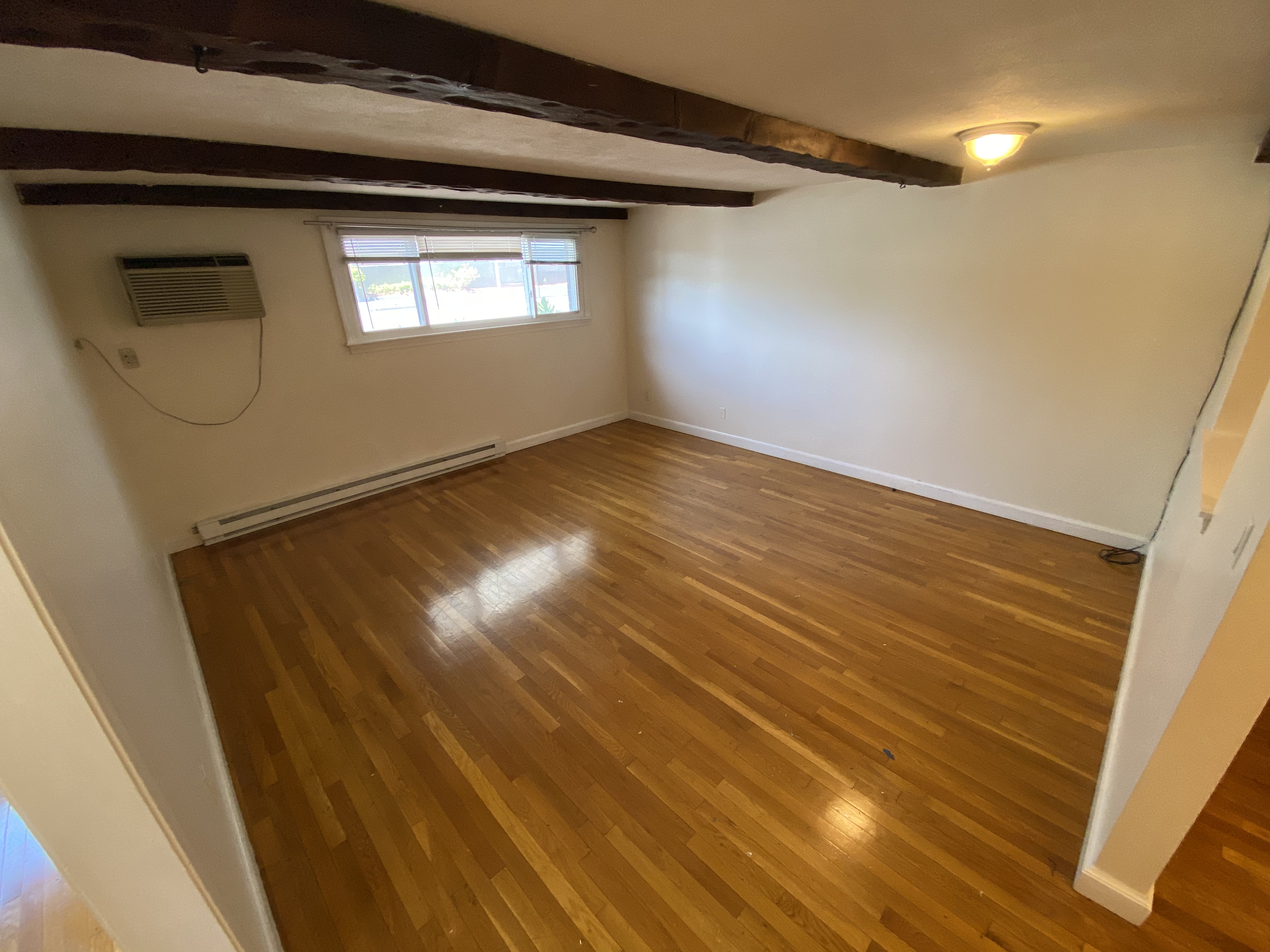 2 bed, 1 bath apartment for rent at 1799 Centre St Unit 2, West Roxbury — photo 3 of 10