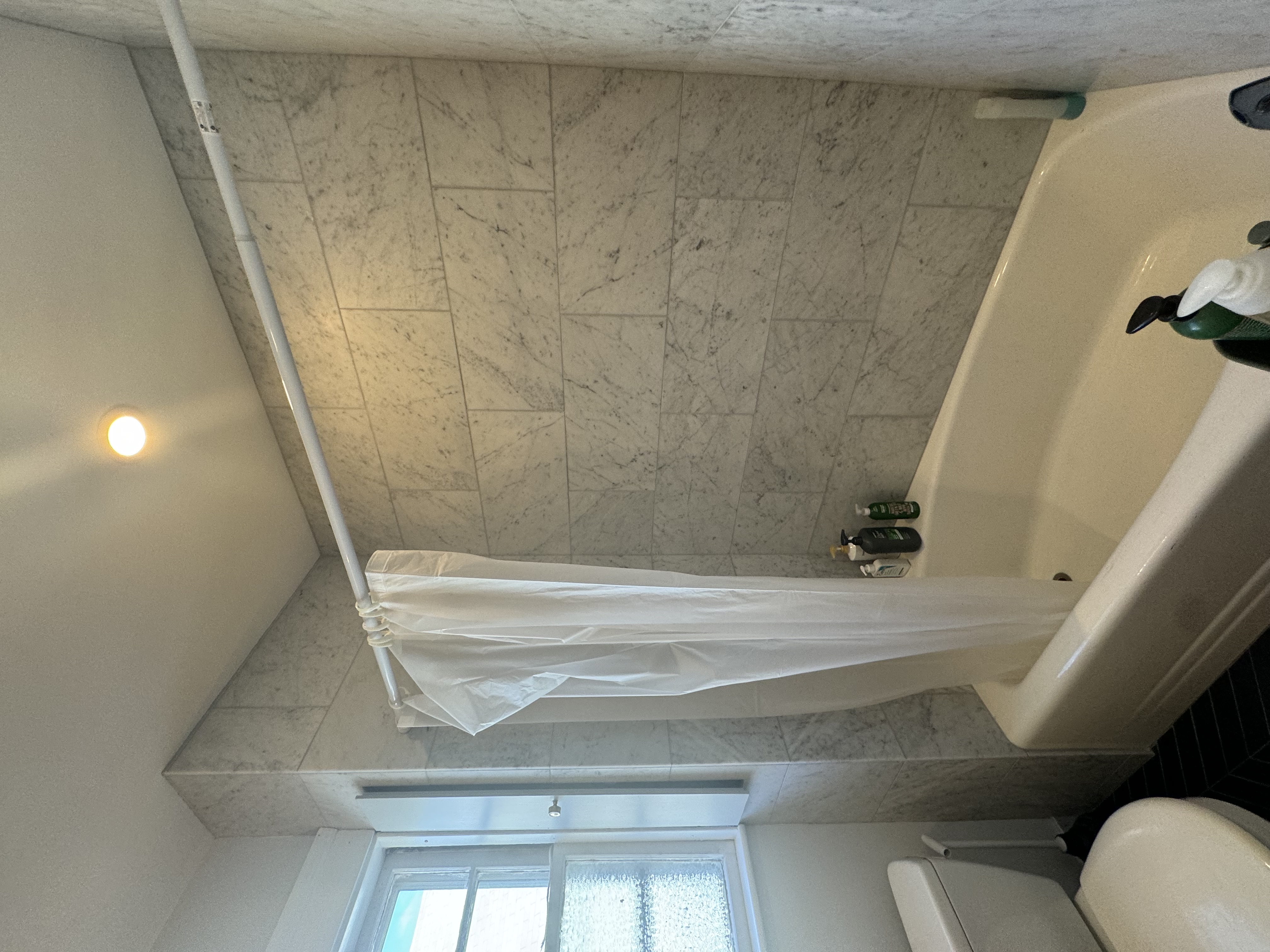 5 bed, 2 bath apartment for rent at 15 Upland Rd Unit 1, West Somerville — photo 3 of 22
