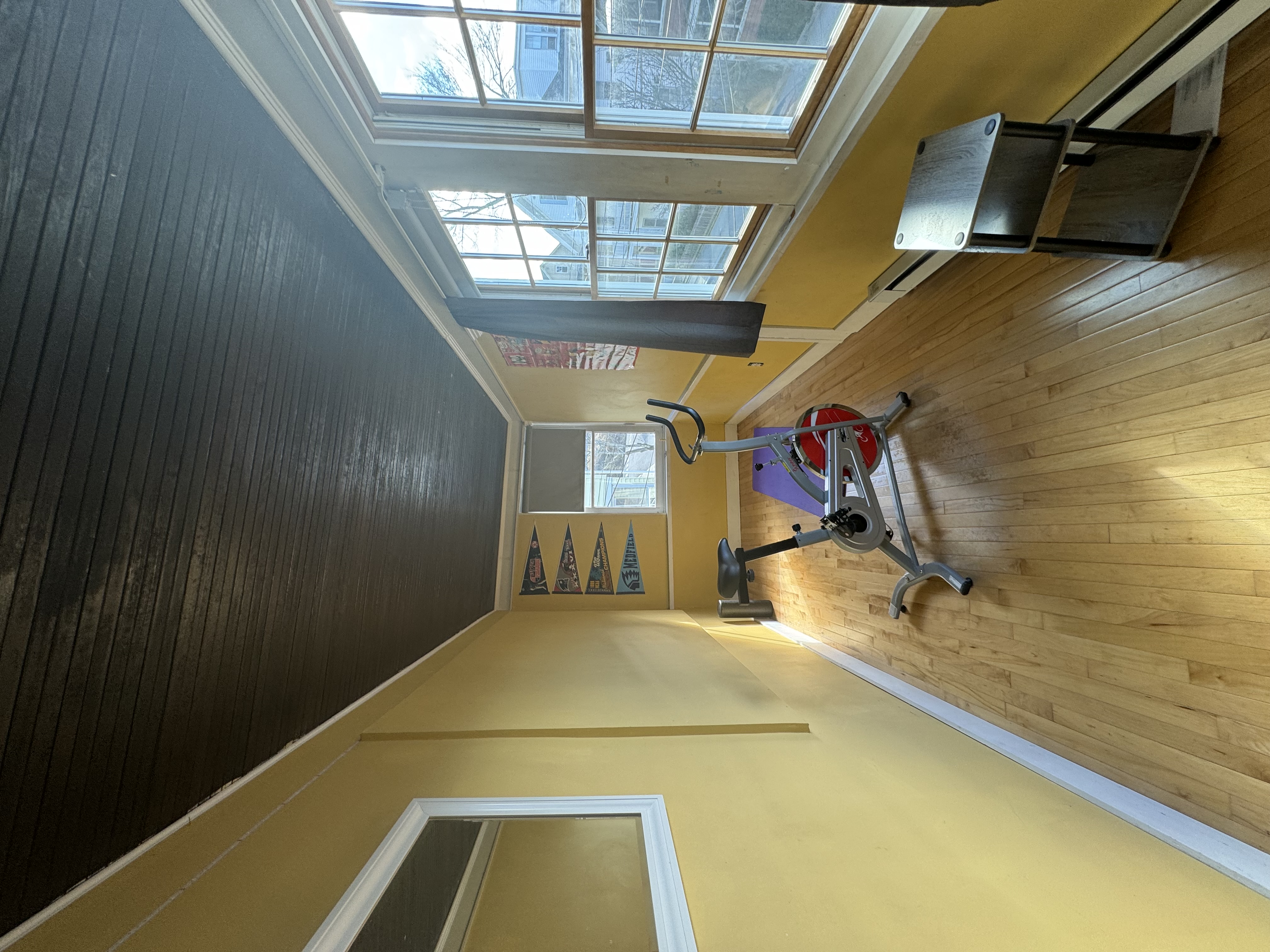 5 bed, 2 bath apartment for rent at 15 Upland Rd Unit 1, West Somerville — photo 10 of 22