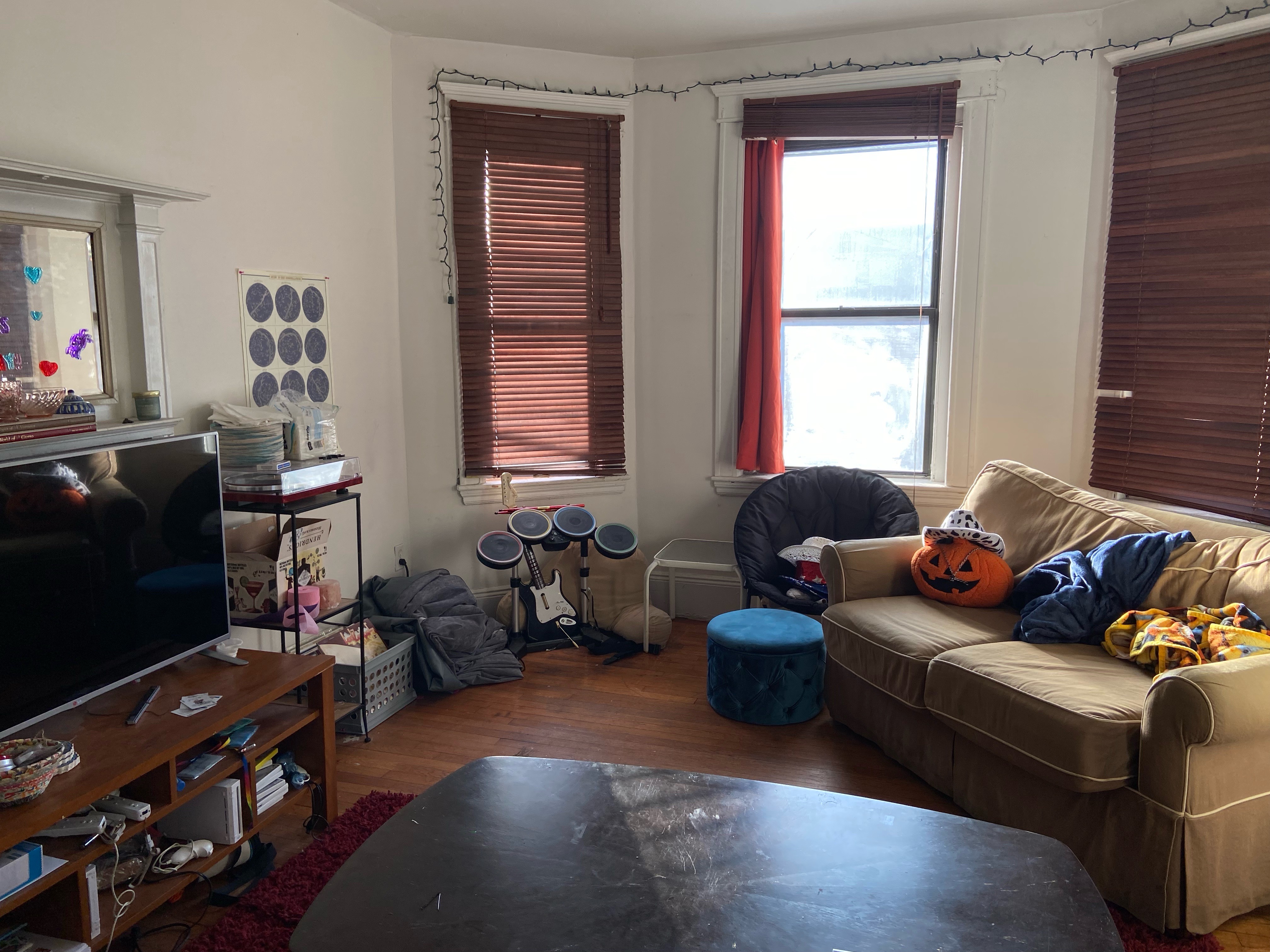 3 bed, 2 bath apartment for rent at 38 Fordham Rd Unit 2, Allston
