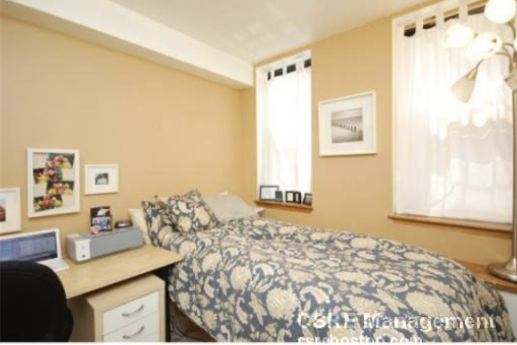 28 Symphony Rd, Fenway