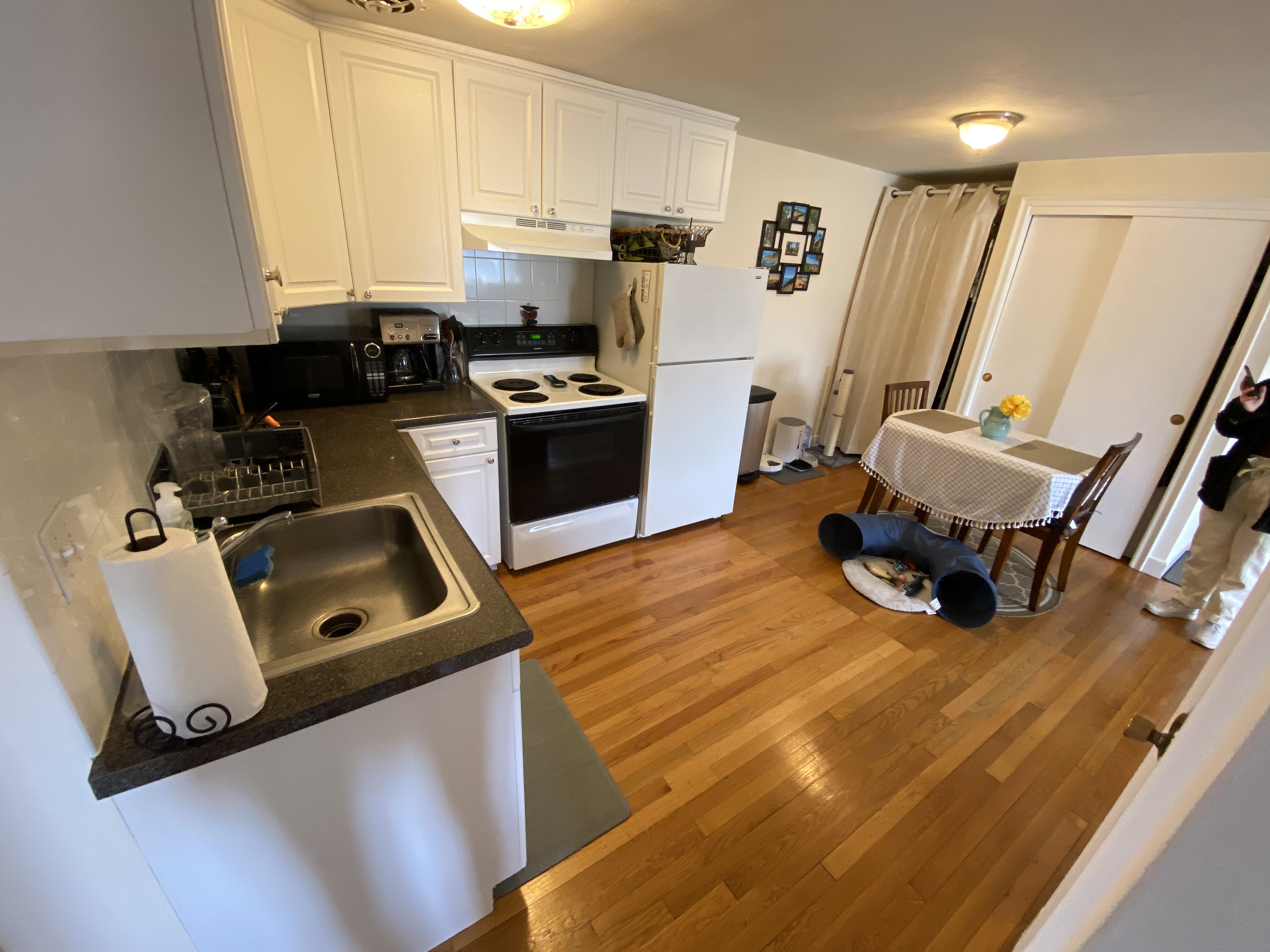 1 bed, 1 bath apartment for rent at 445 Washington St Unit 402, Brighton — photo 11 of 12