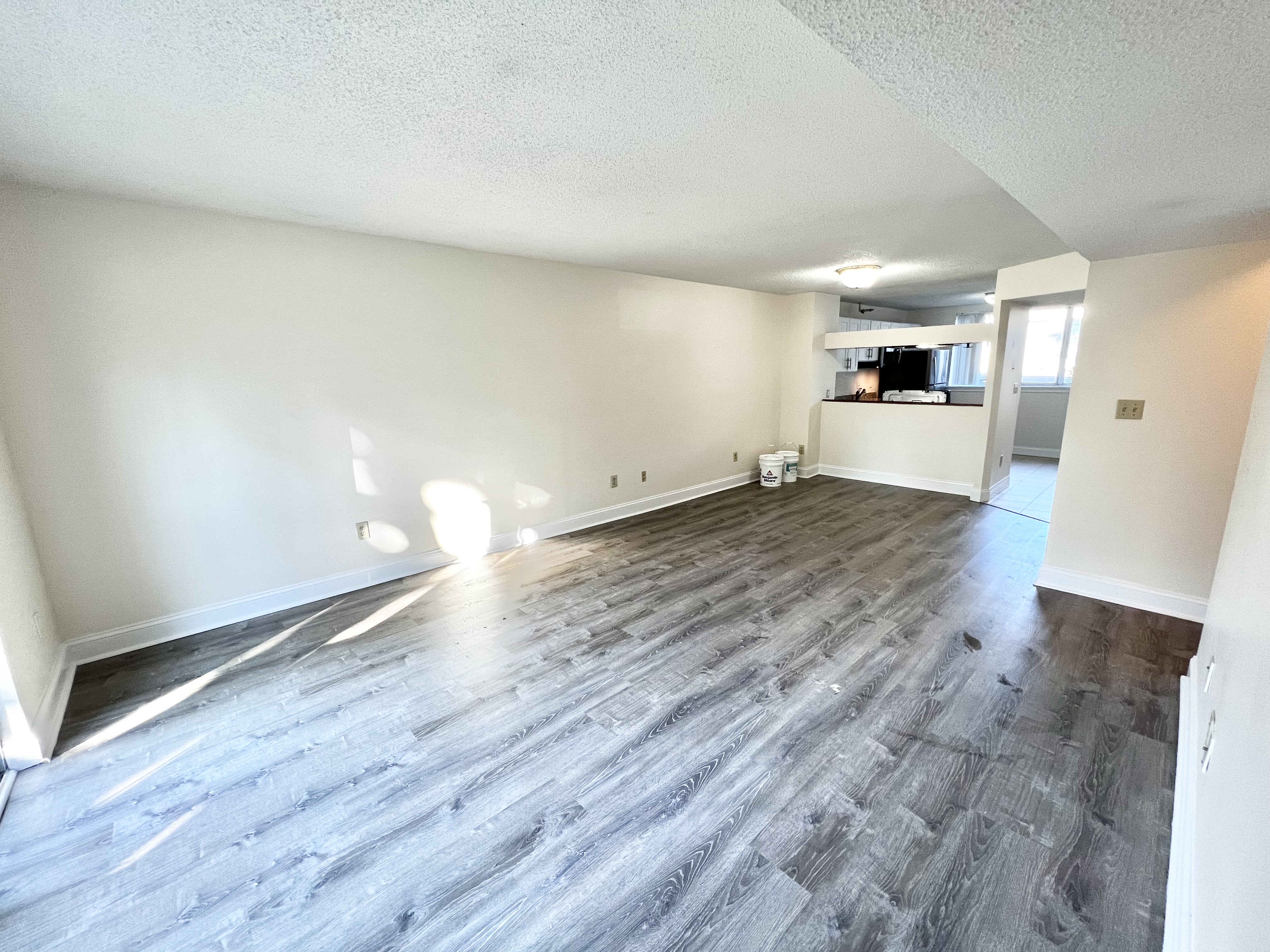 2 bed, 1.5 bath apartment for rent at 140 North Beacon St Unit 4, Brighton — photo 4 of 16