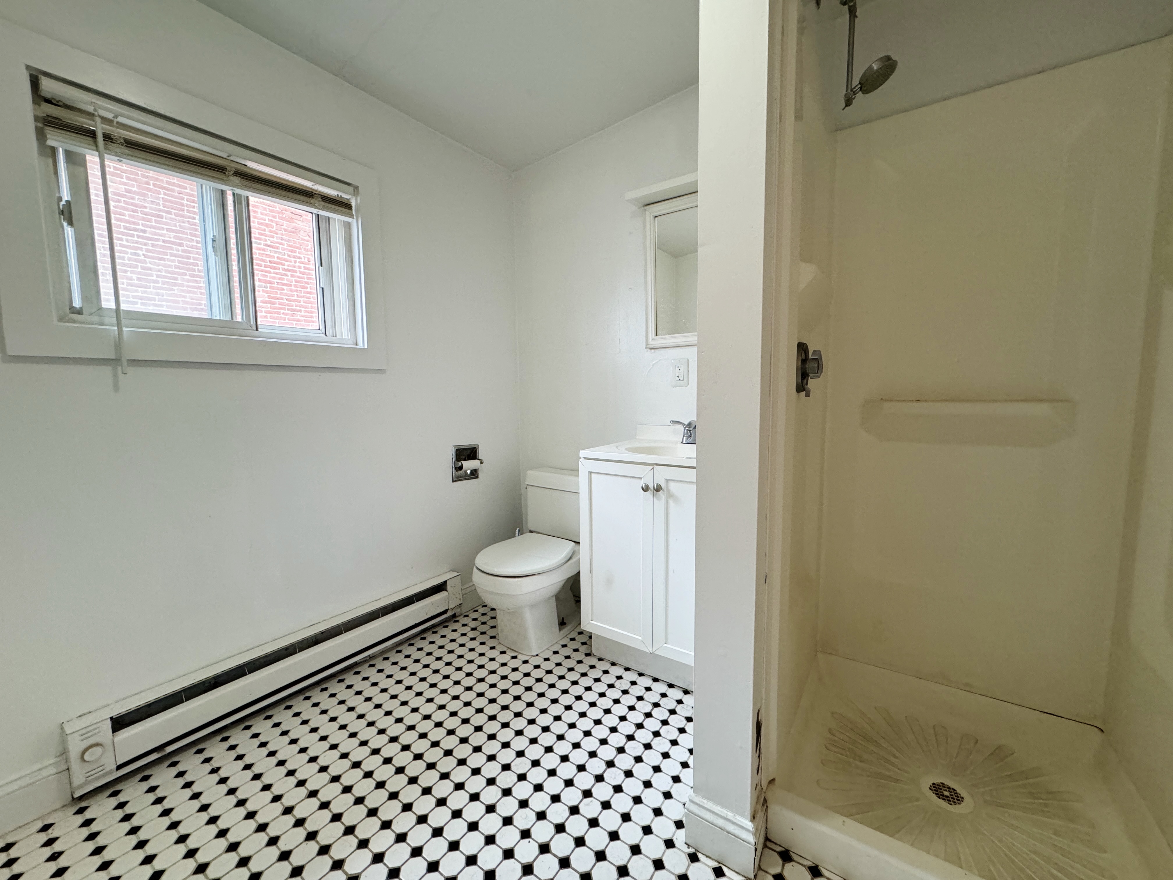 3 bed, 2 bath apartment for rent at 22 Pembroke St Unit 2, Chelsea — photo 8 of 10