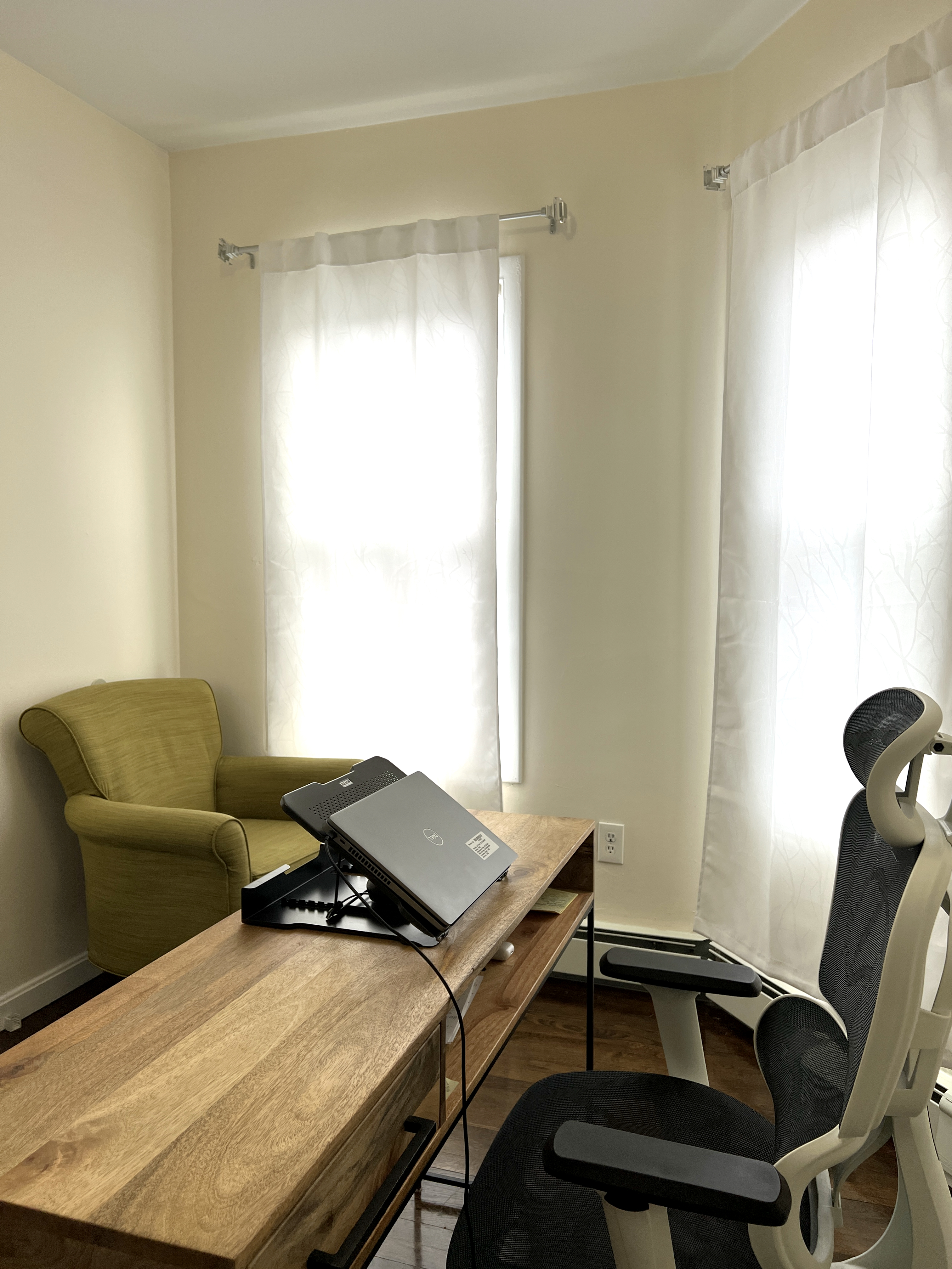 3 bed, 1 bath apartment for rent at 54 Cottage St Unit 3, Chelsea — photo 11 of 12