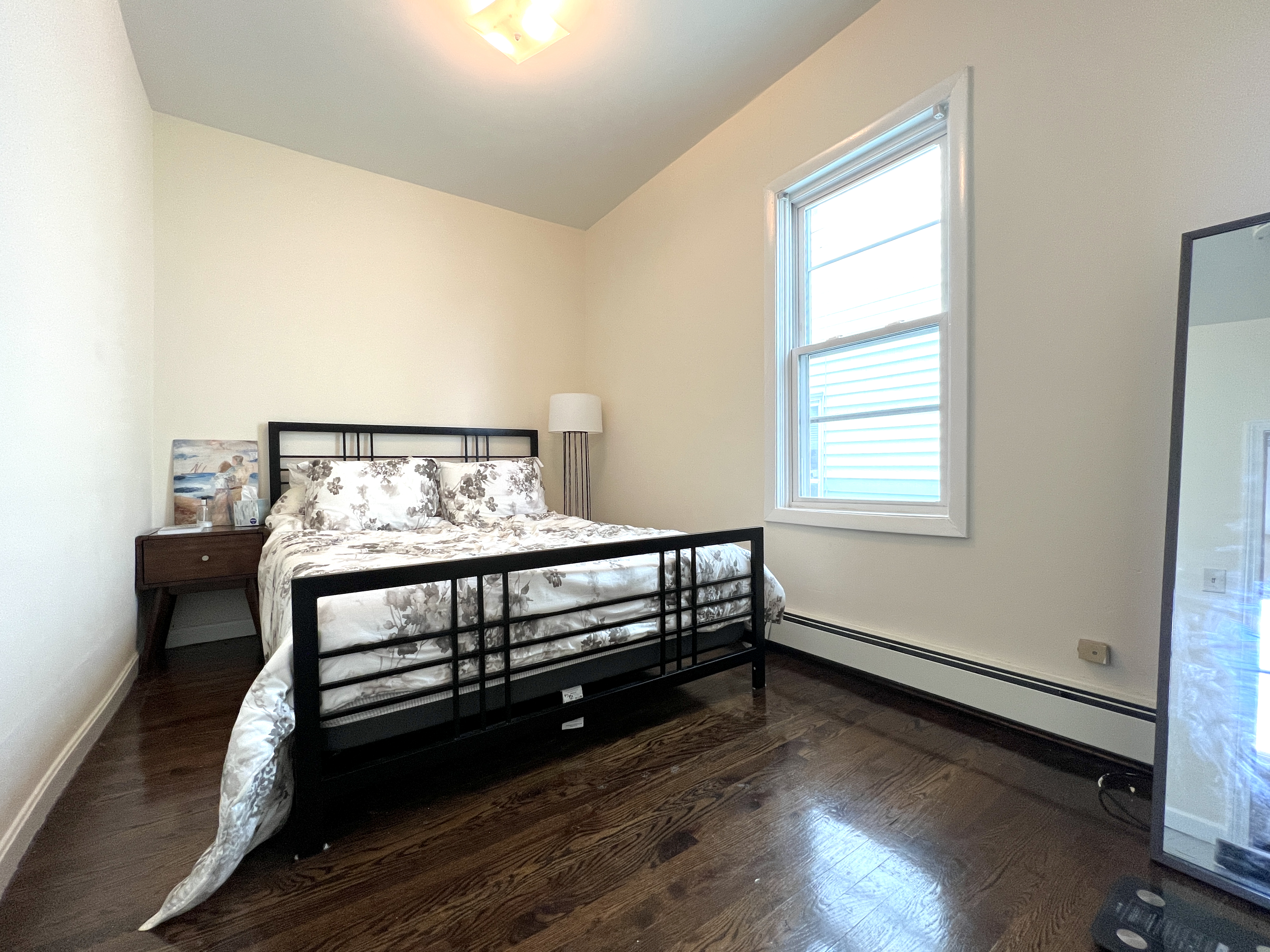 3 bed, 1 bath apartment for rent at 54 Cottage St Unit 3, Chelsea — photo 8 of 12