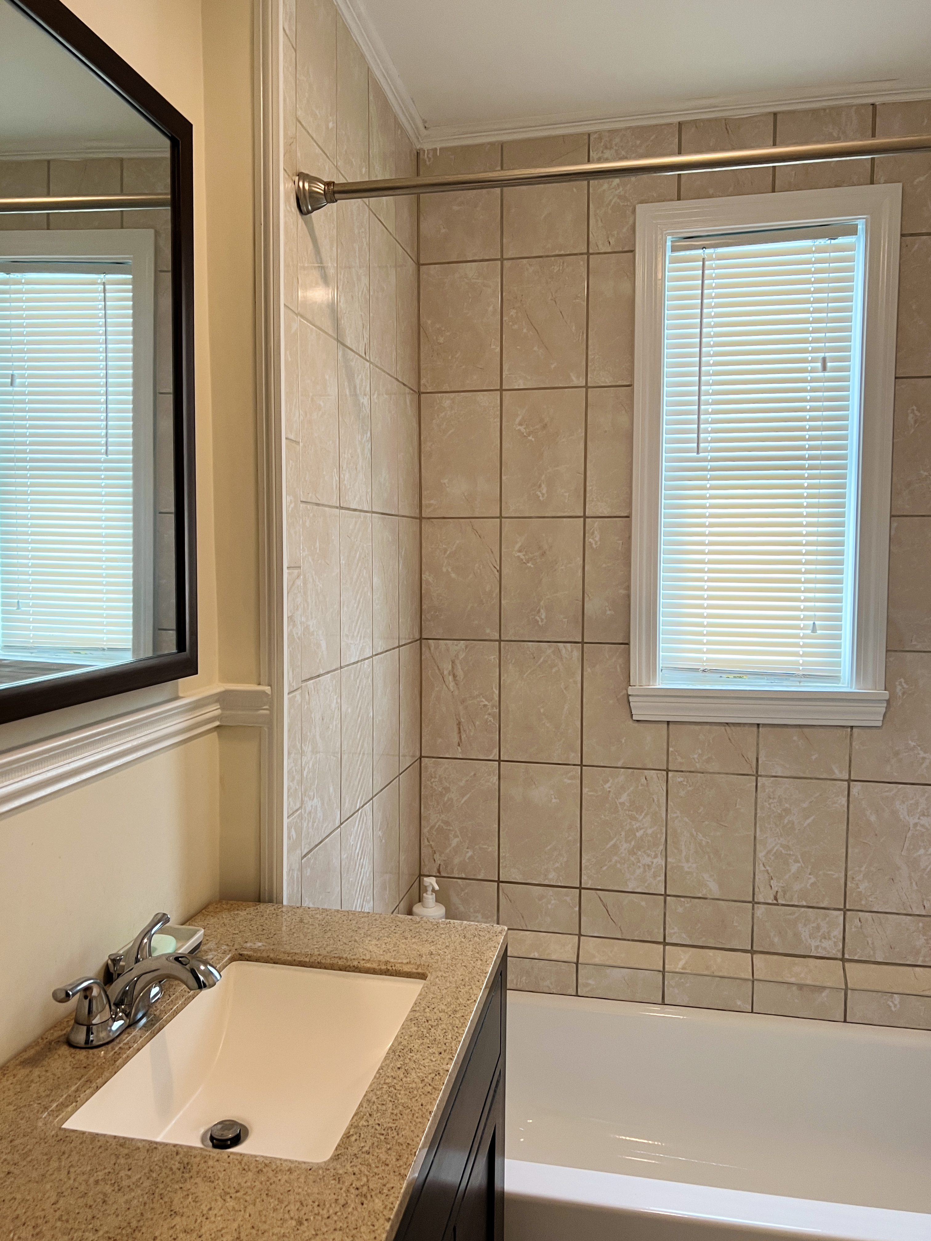 3 bed, 1 bath apartment for rent at 54 Cottage St Unit 3, Chelsea — photo 7 of 12