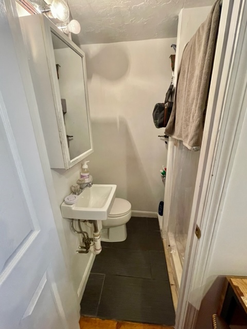 1 bed, 1 bath apartment for rent at 4 Battery St Unit 3, North End — photo 8 of 9